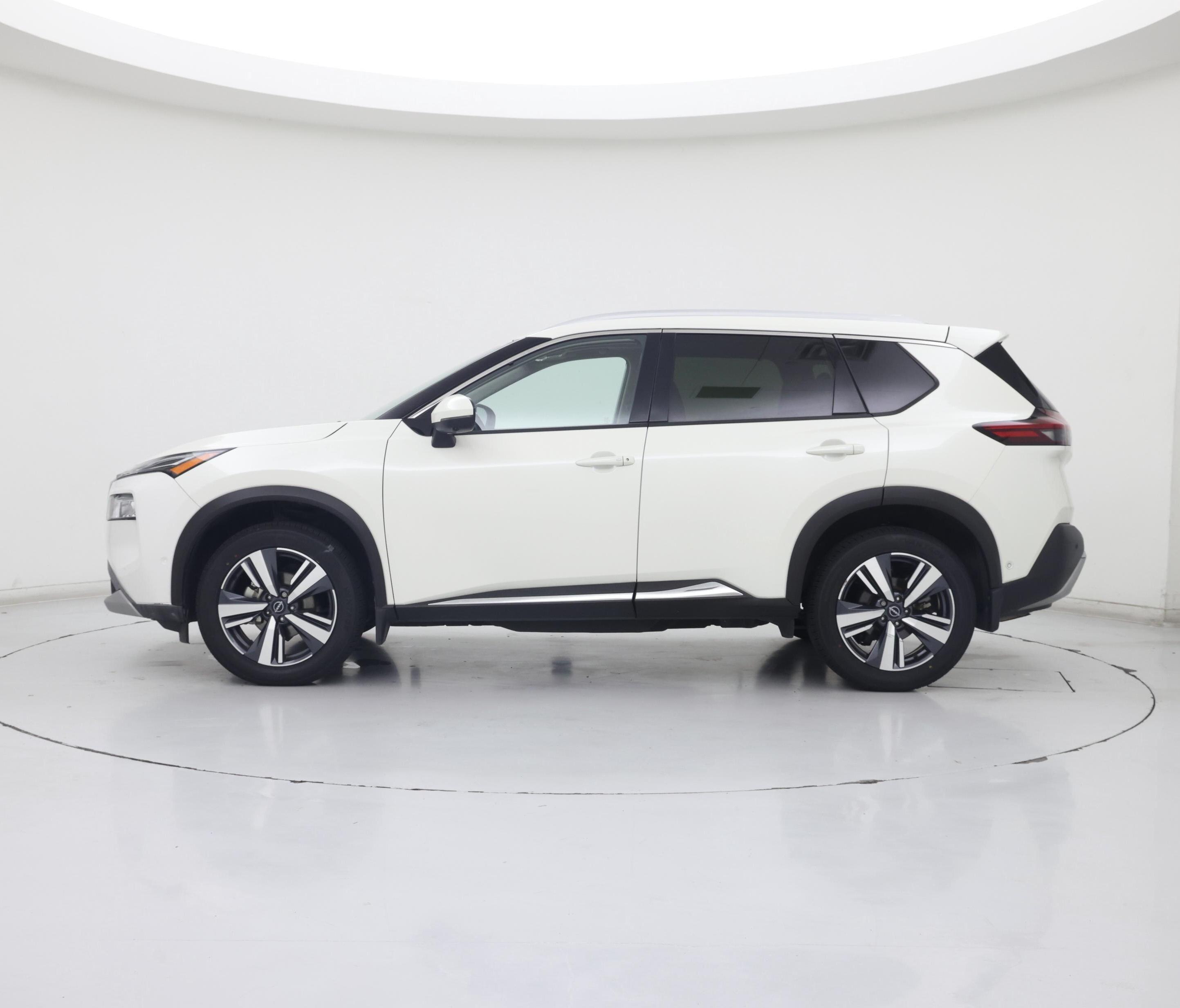 Thumbnail: 2023 Nissan Rogue - 3