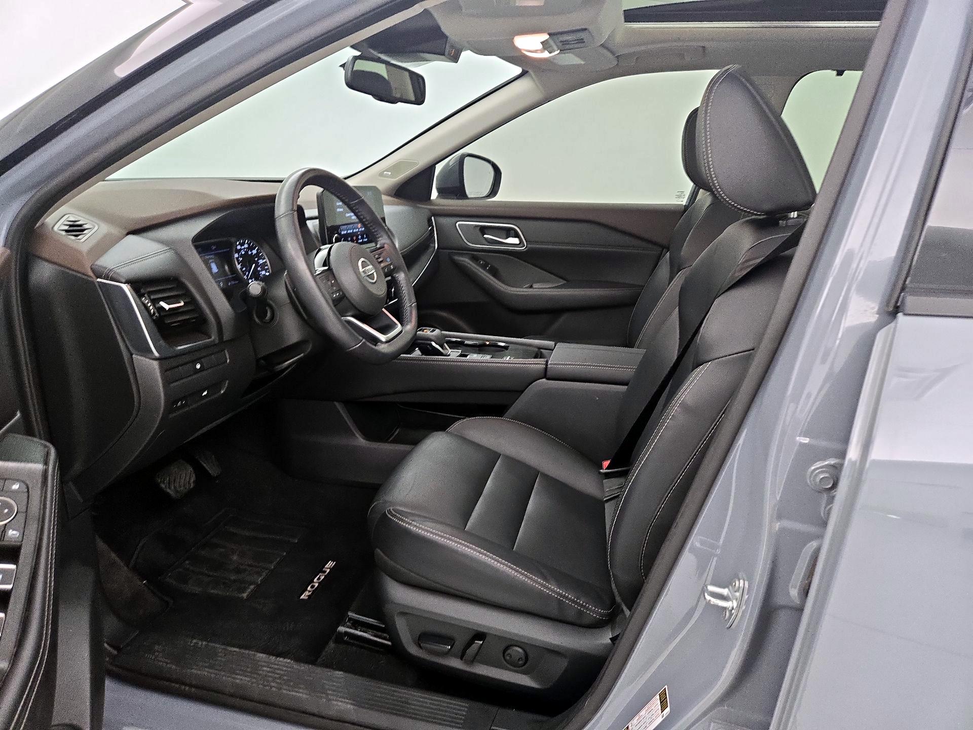 Thumbnail: 2021 Nissan Rogue - 11