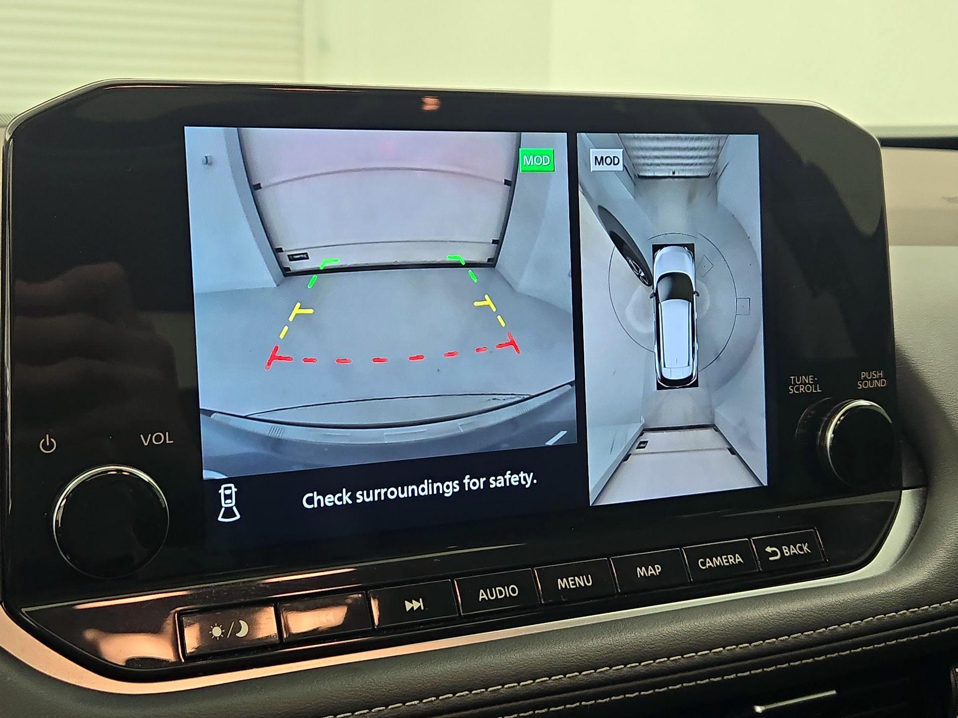 Thumbnail: 2021 Nissan Rogue - 15