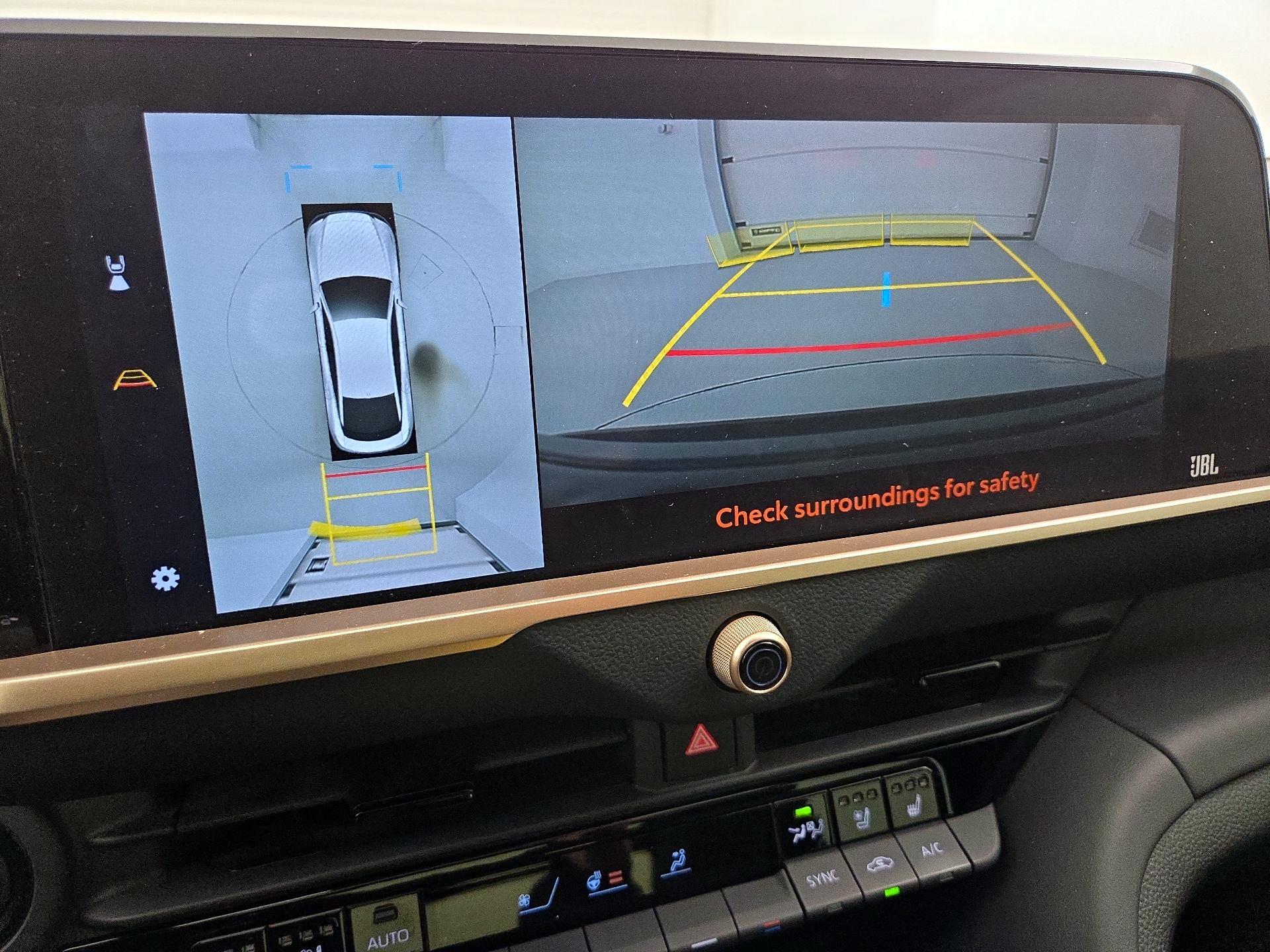 Thumbnail: 2023 Toyota Crown - 14