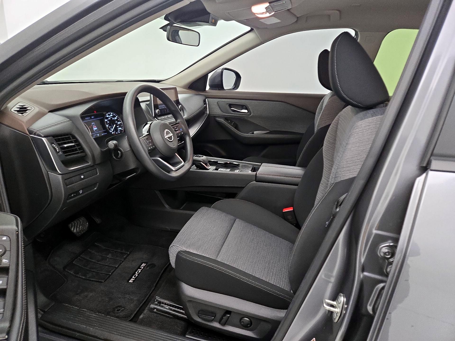 Thumbnail: 2023 Nissan Rogue - 11