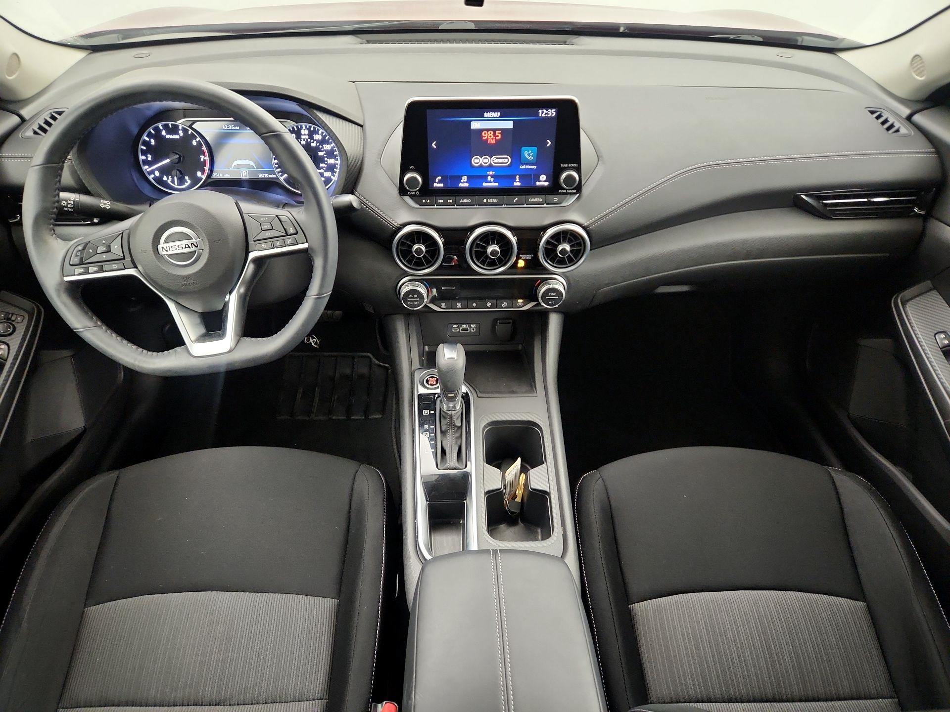 Thumbnail: 2020 Nissan Sentra - 9