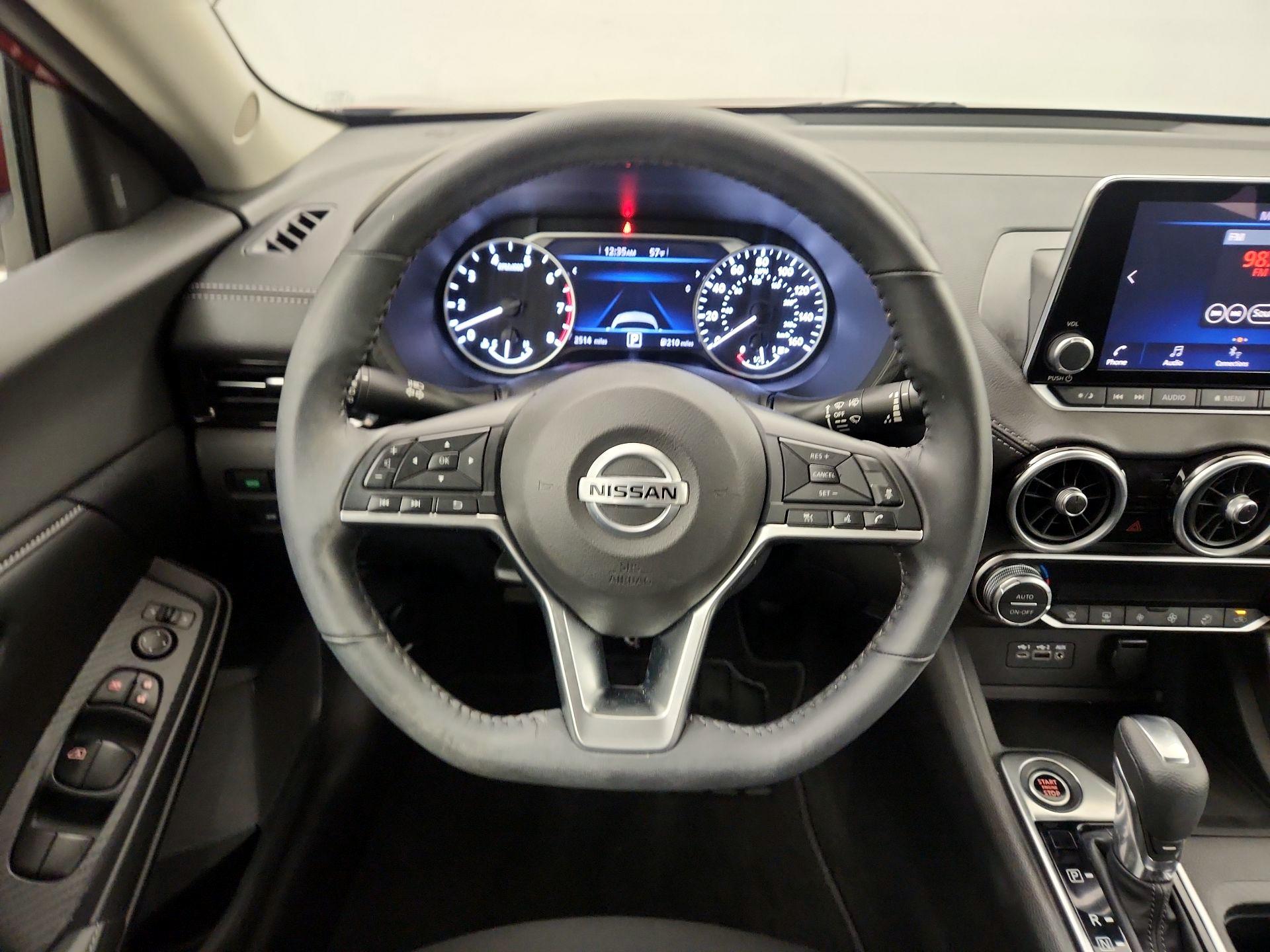 Thumbnail: 2020 Nissan Sentra - 10