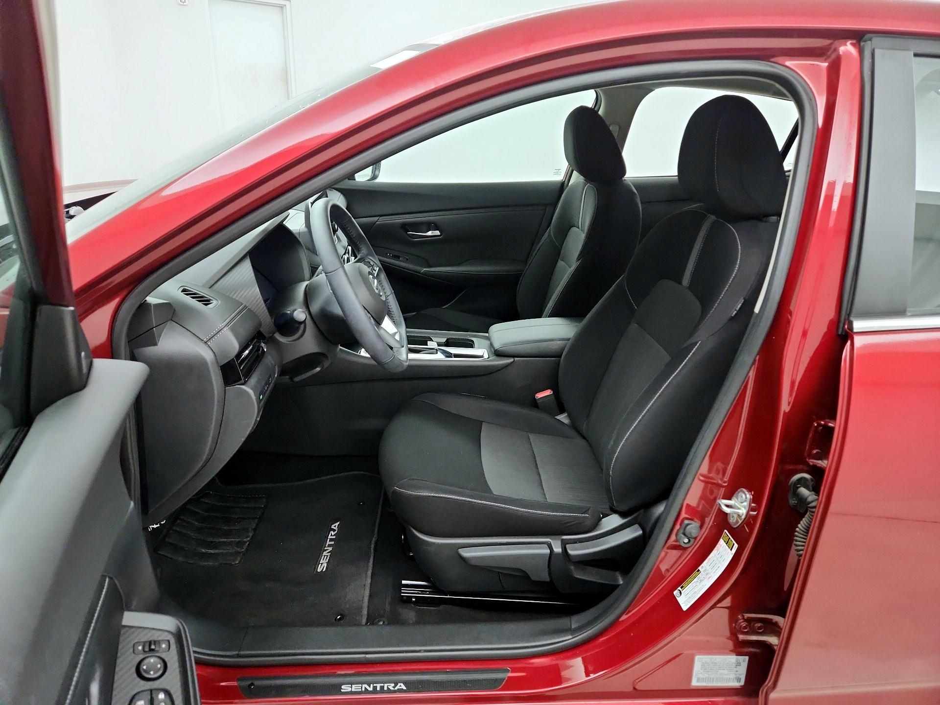 Thumbnail: 2020 Nissan Sentra - 11