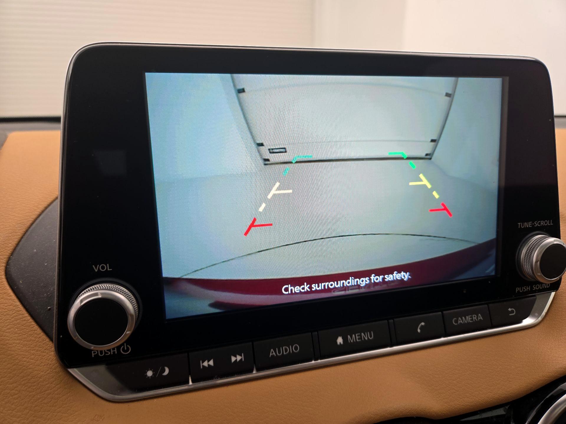 Thumbnail: 2023 Nissan Sentra - 14