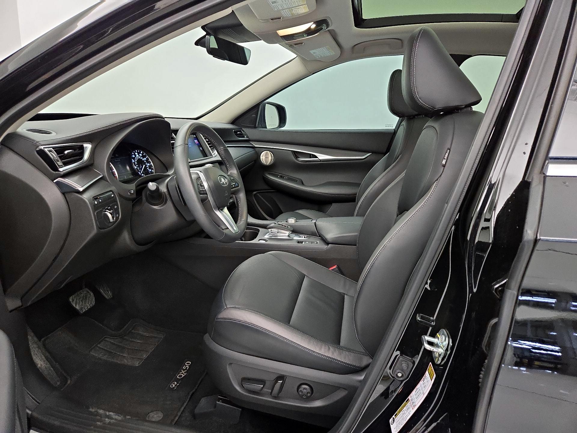 Thumbnail: 2023 INFINITI QX50 - 11