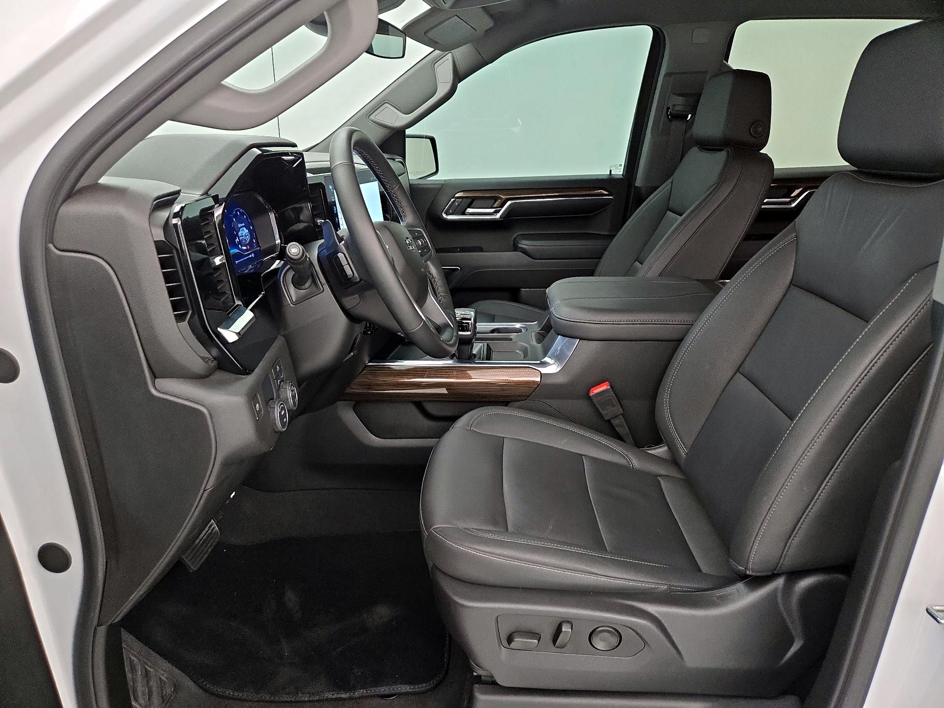 Thumbnail: 2024 Chevrolet Silverado 1500 - 11