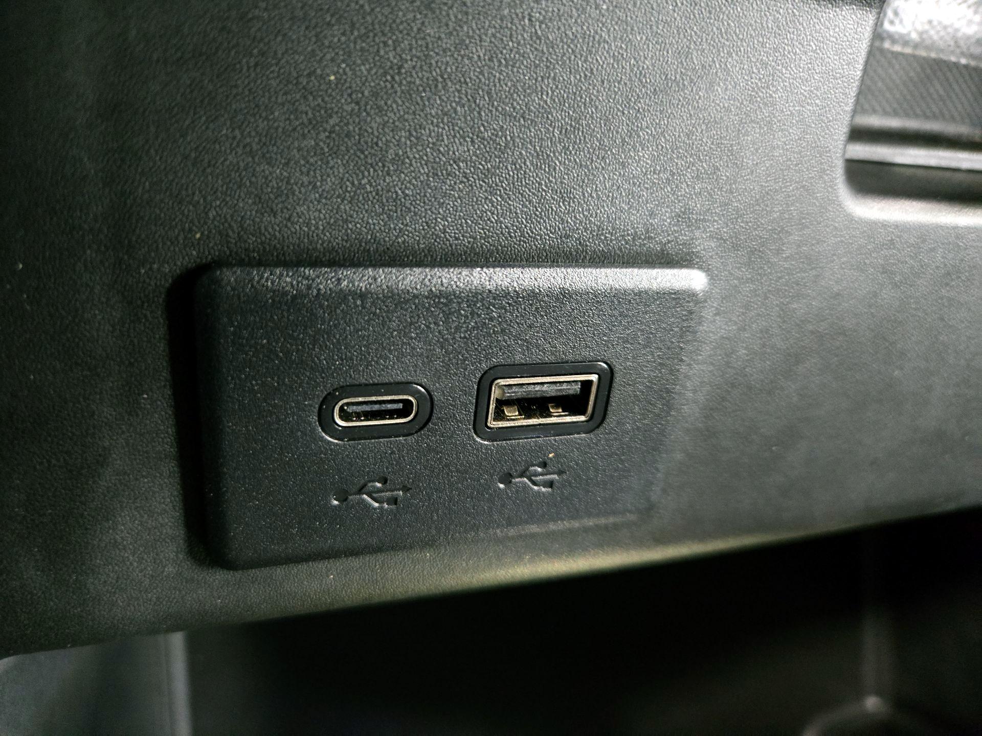 Thumbnail: 2024 Chevrolet Silverado 1500 - 19