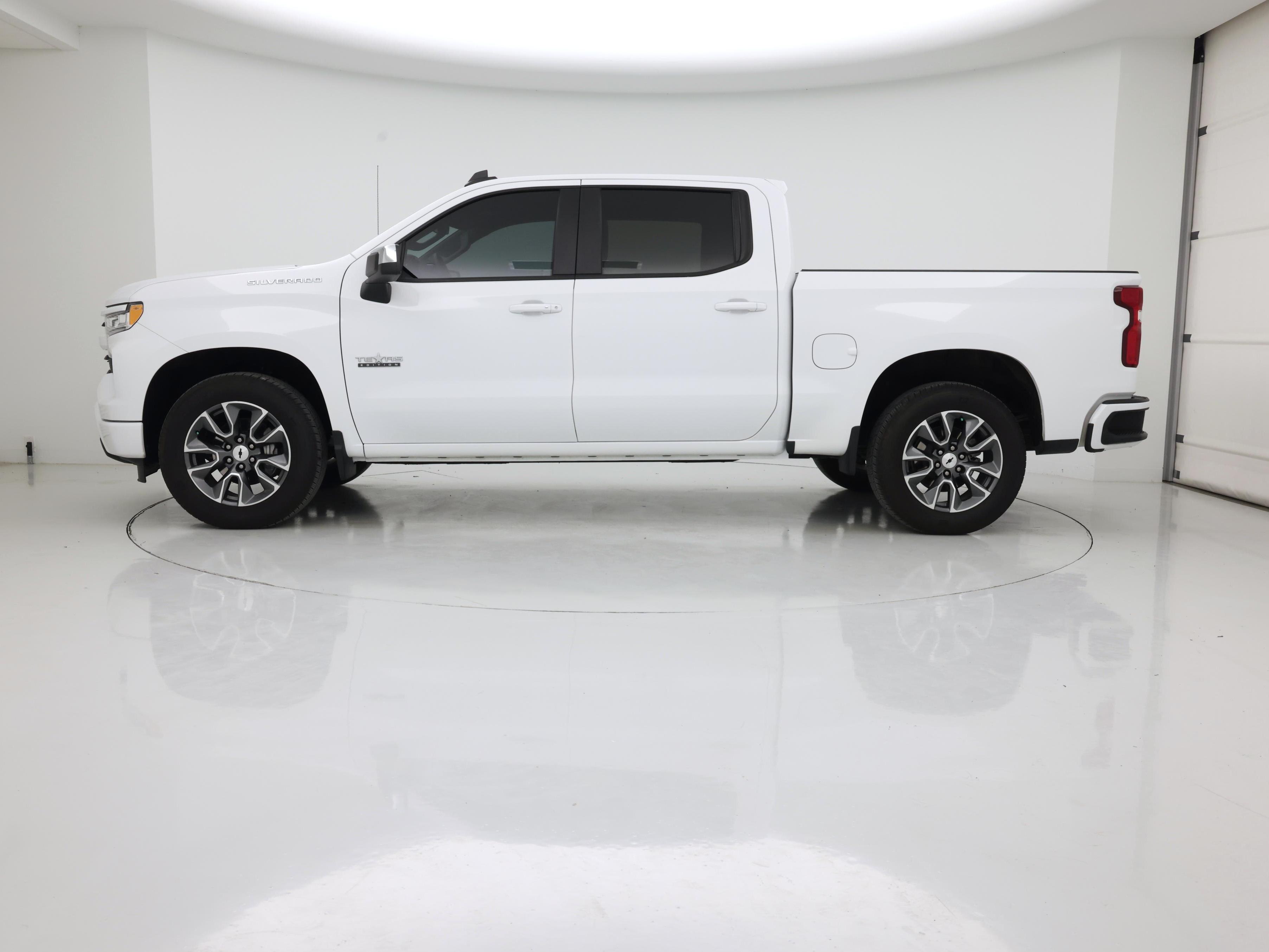 Thumbnail: 2024 Chevrolet Silverado 1500 - 3