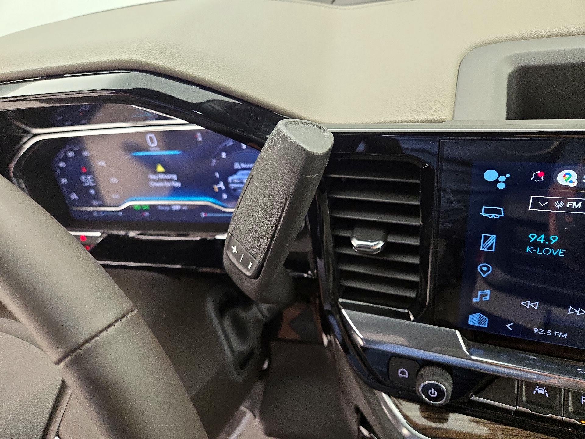 Thumbnail: 2025 Chevrolet Silverado 1500 - 18