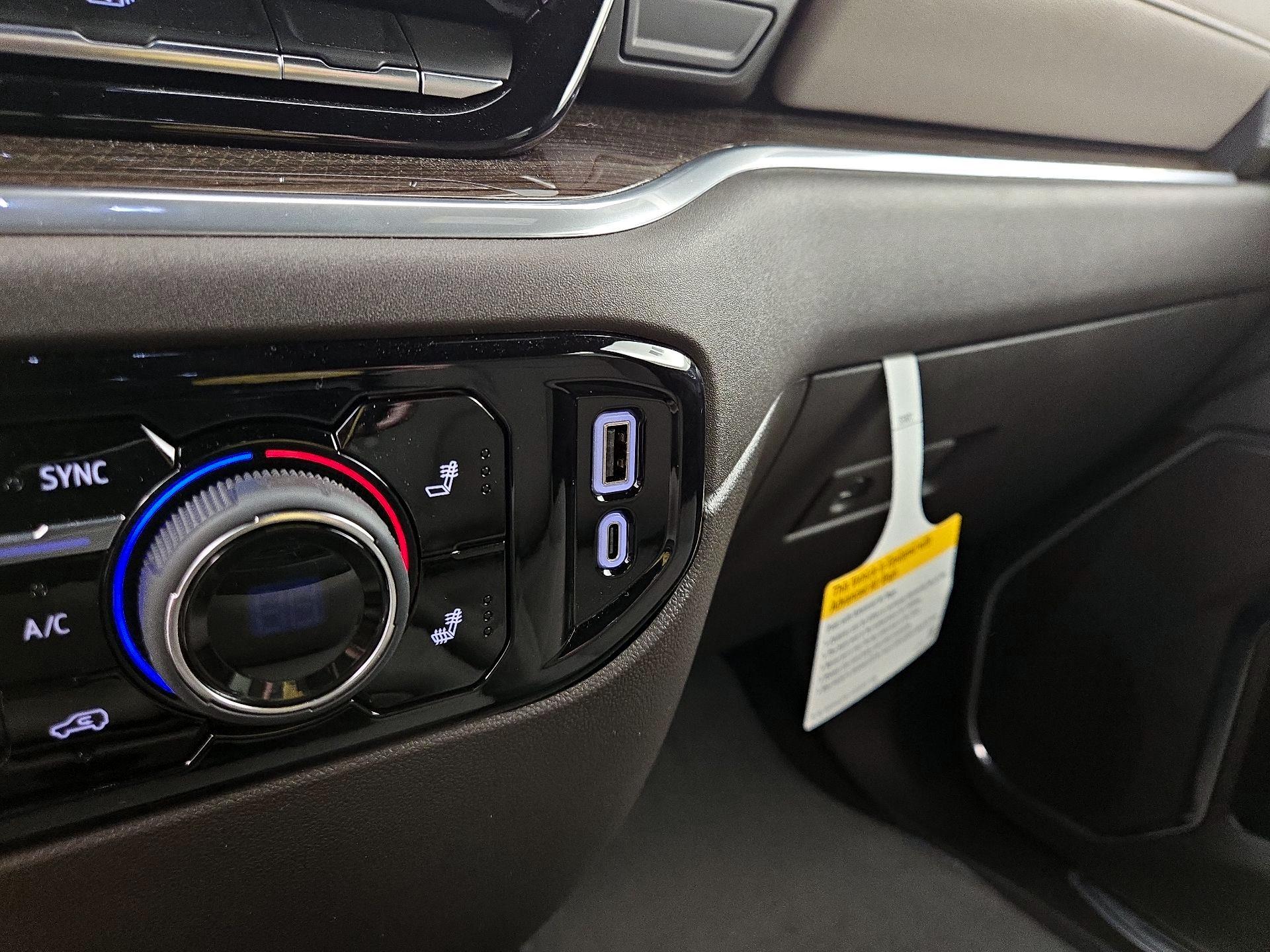 Thumbnail: 2025 Chevrolet Silverado 1500 - 19