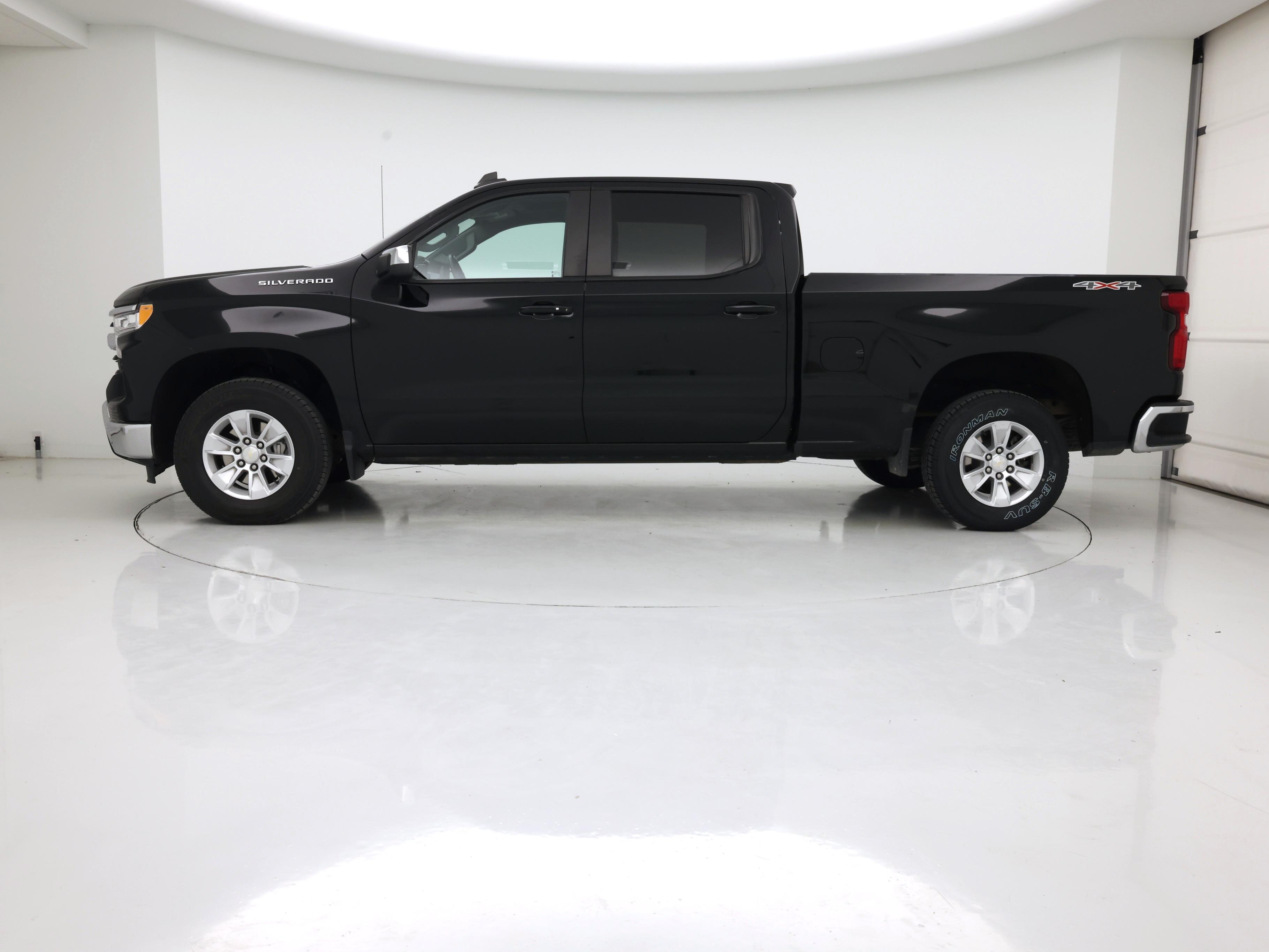 Thumbnail: 2024 Chevrolet Silverado 1500 - 3