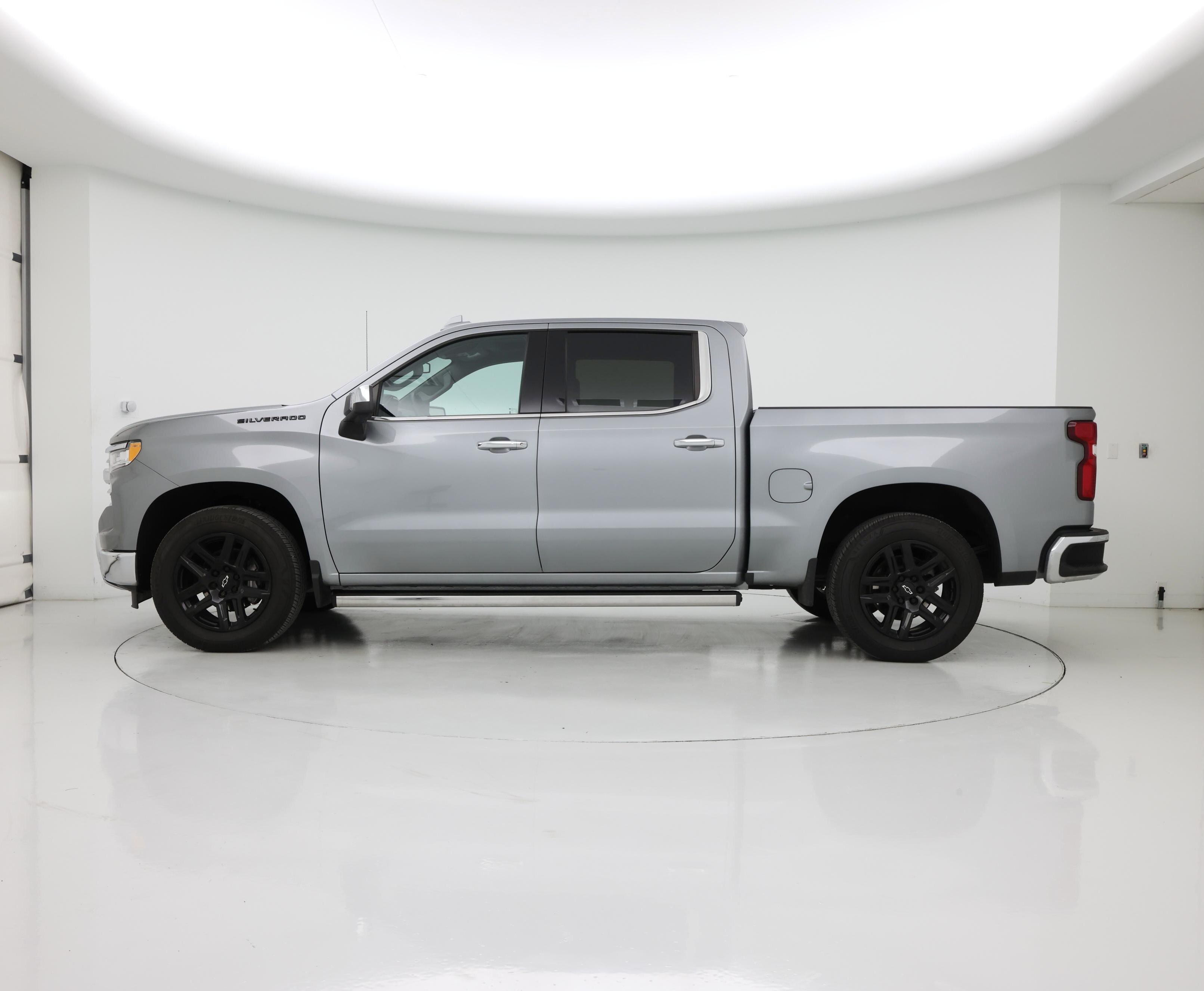 Thumbnail: 2024 Chevrolet Silverado 1500 - 3