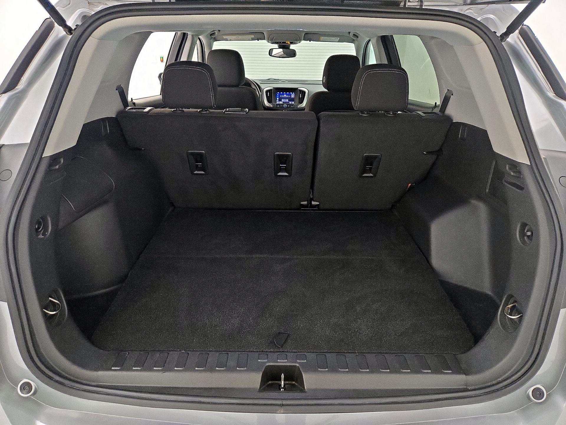 Thumbnail: 2023 GMC Terrain - 19