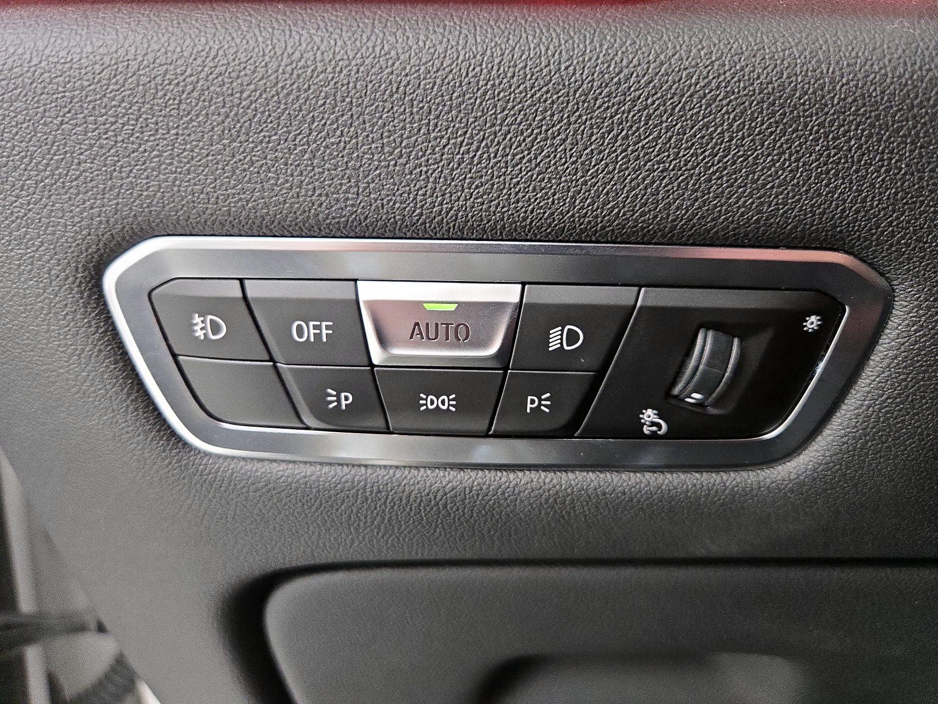 Thumbnail: 2020 BMW X5 - 13