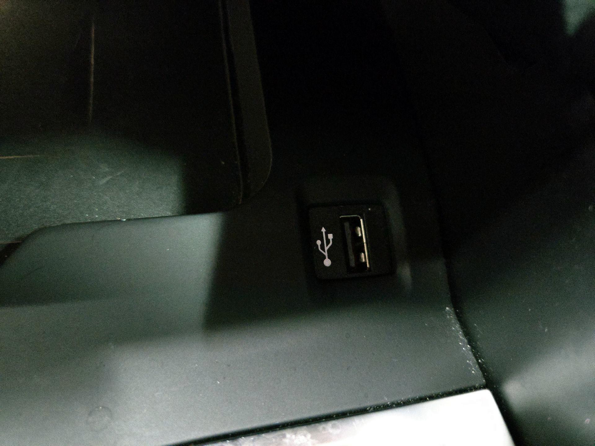 Thumbnail: 2020 BMW X5 - 19