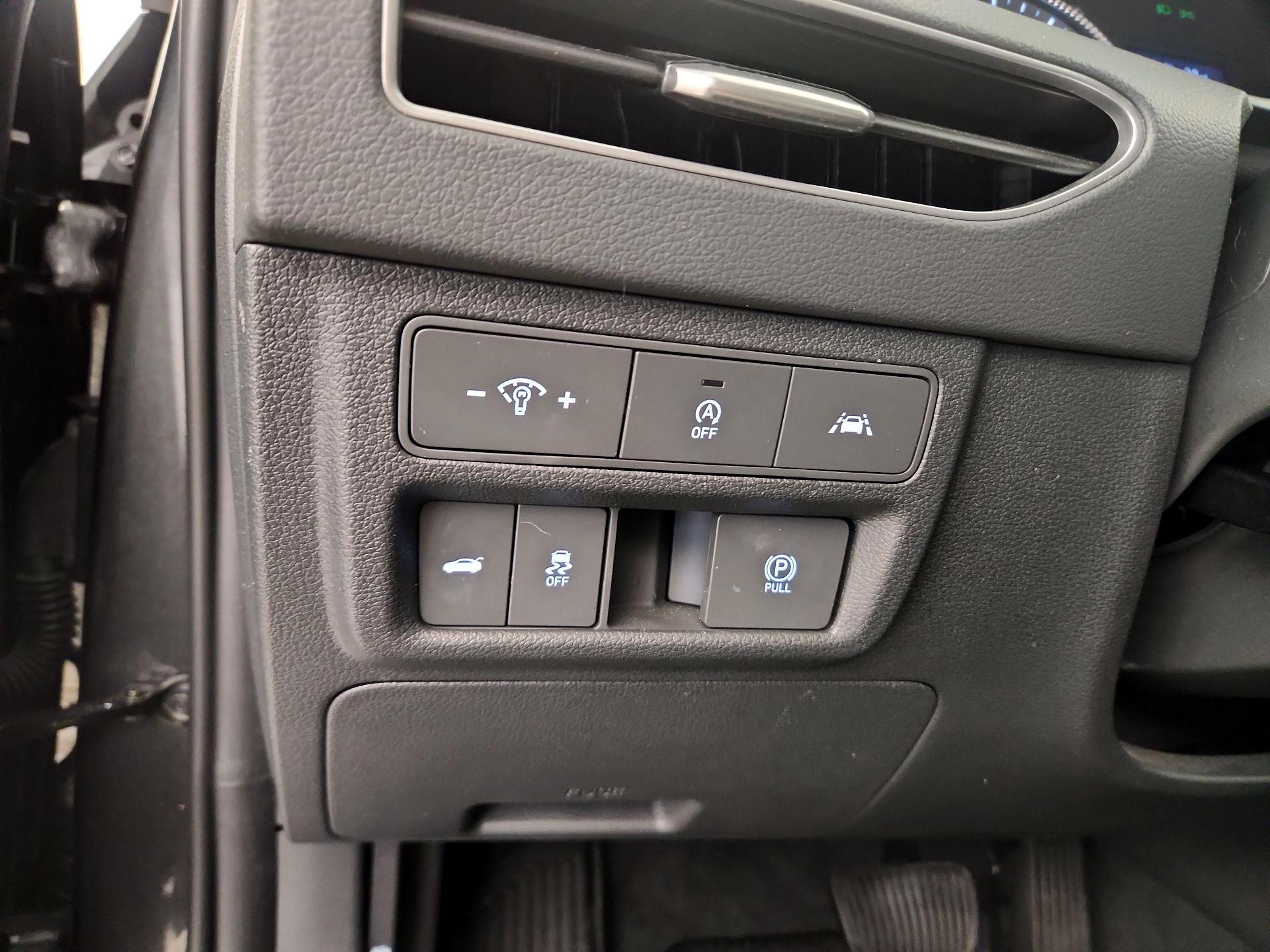 Thumbnail: 2023 Hyundai Sonata - 13