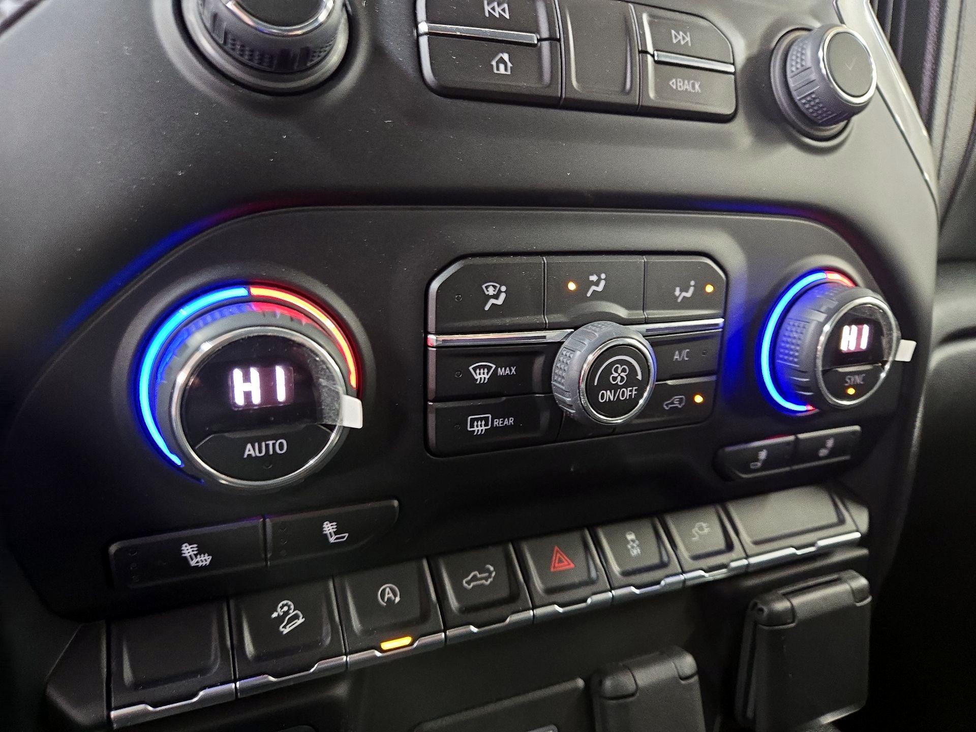 Thumbnail: 2022 Chevrolet Silverado 1500 - 16