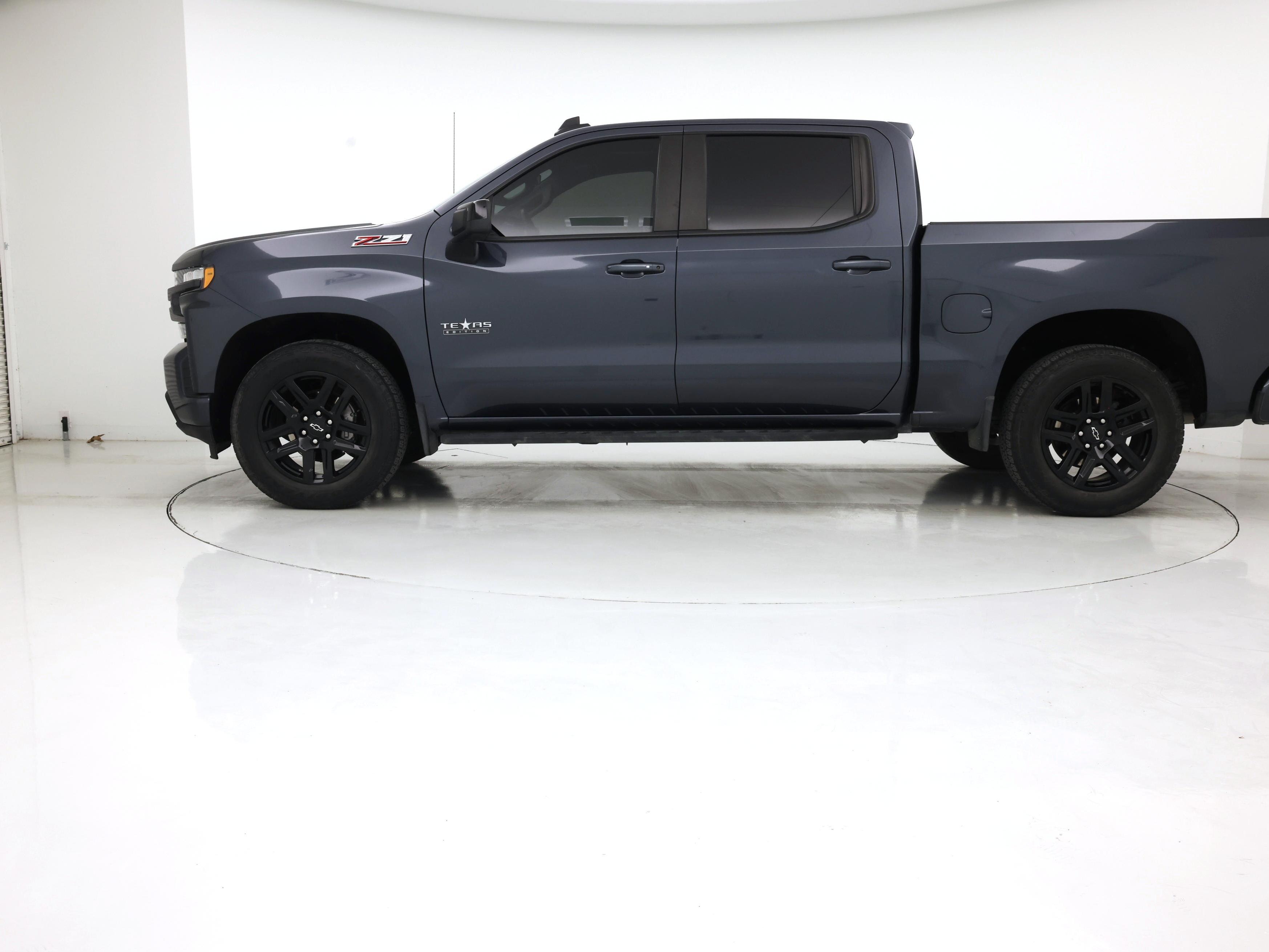 Thumbnail: 2022 Chevrolet Silverado 1500 - 3