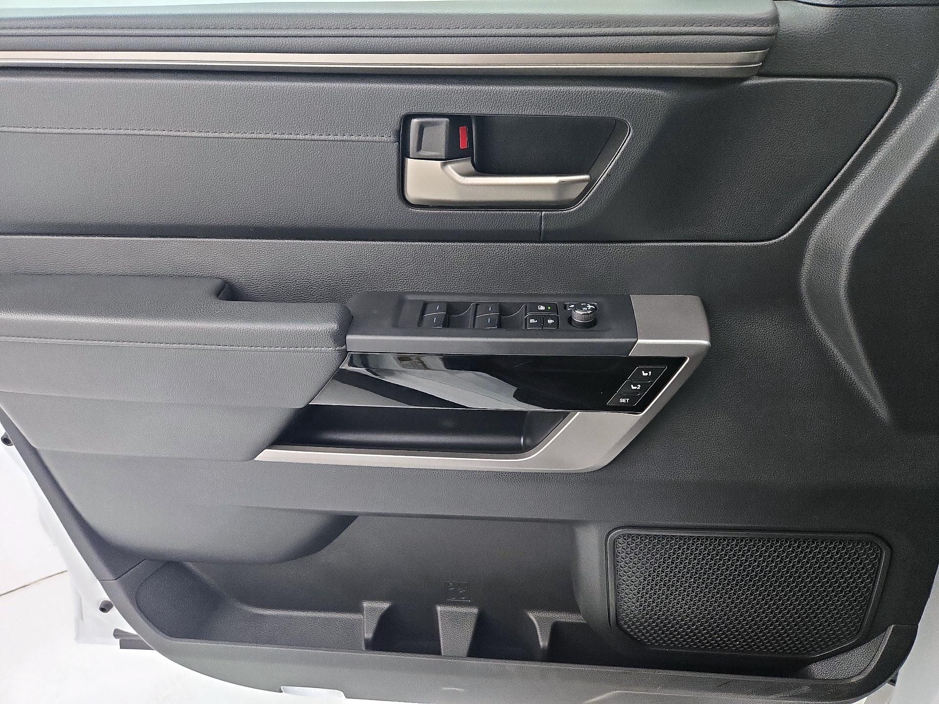 Thumbnail: 2025 Toyota Tundra - 12