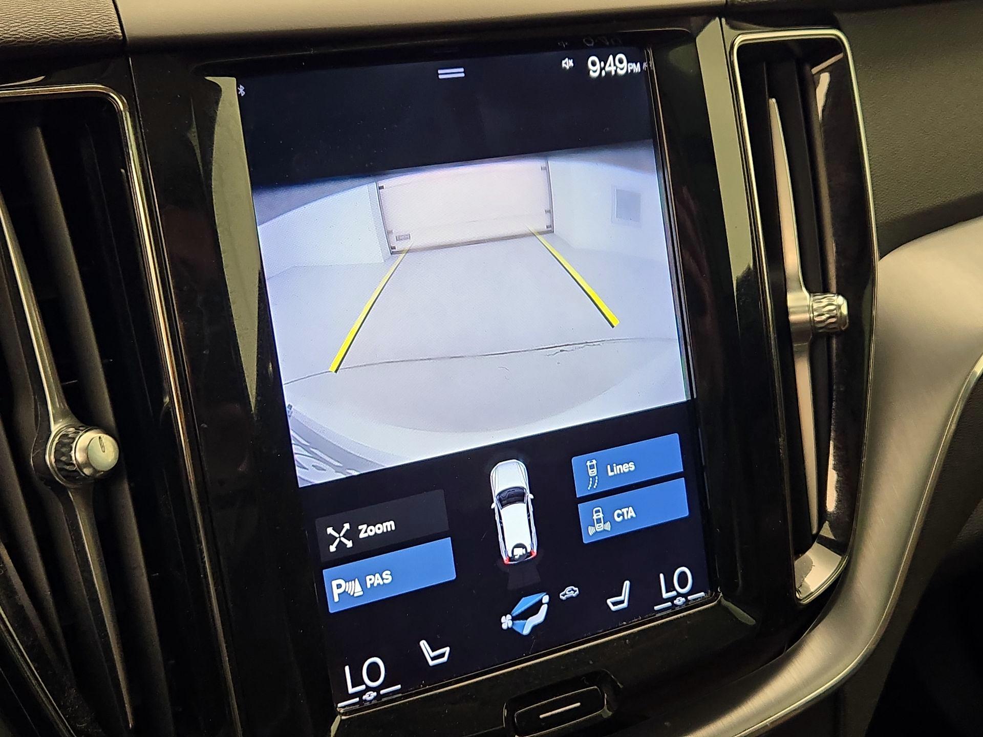 Thumbnail: 2020 Volvo XC60 - 15