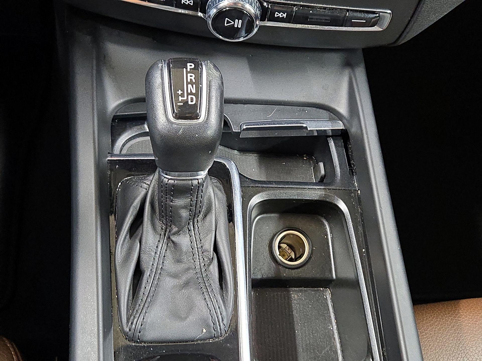 Thumbnail: 2020 Volvo XC60 - 18