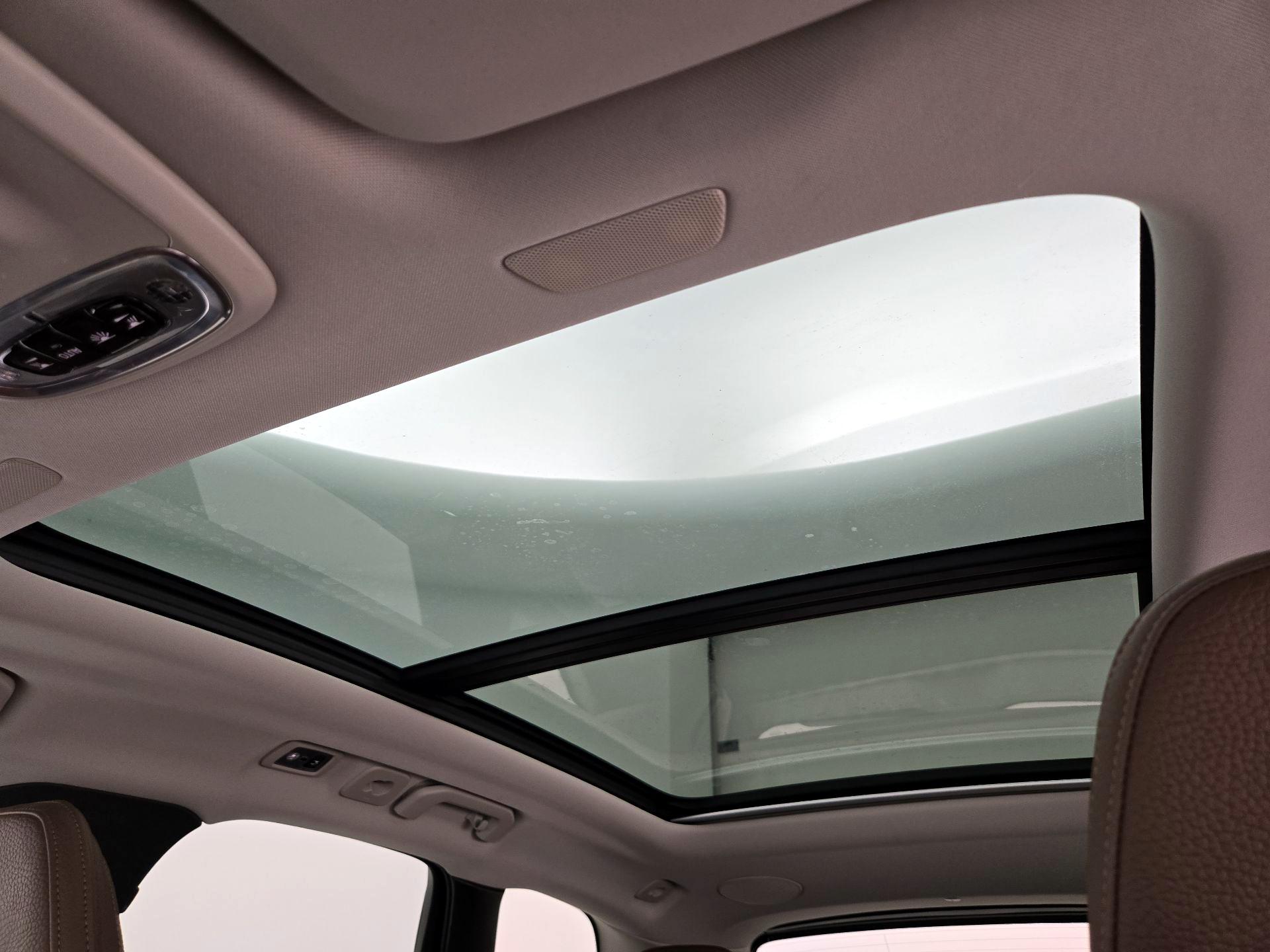 Thumbnail: 2020 Volvo XC60 - 20