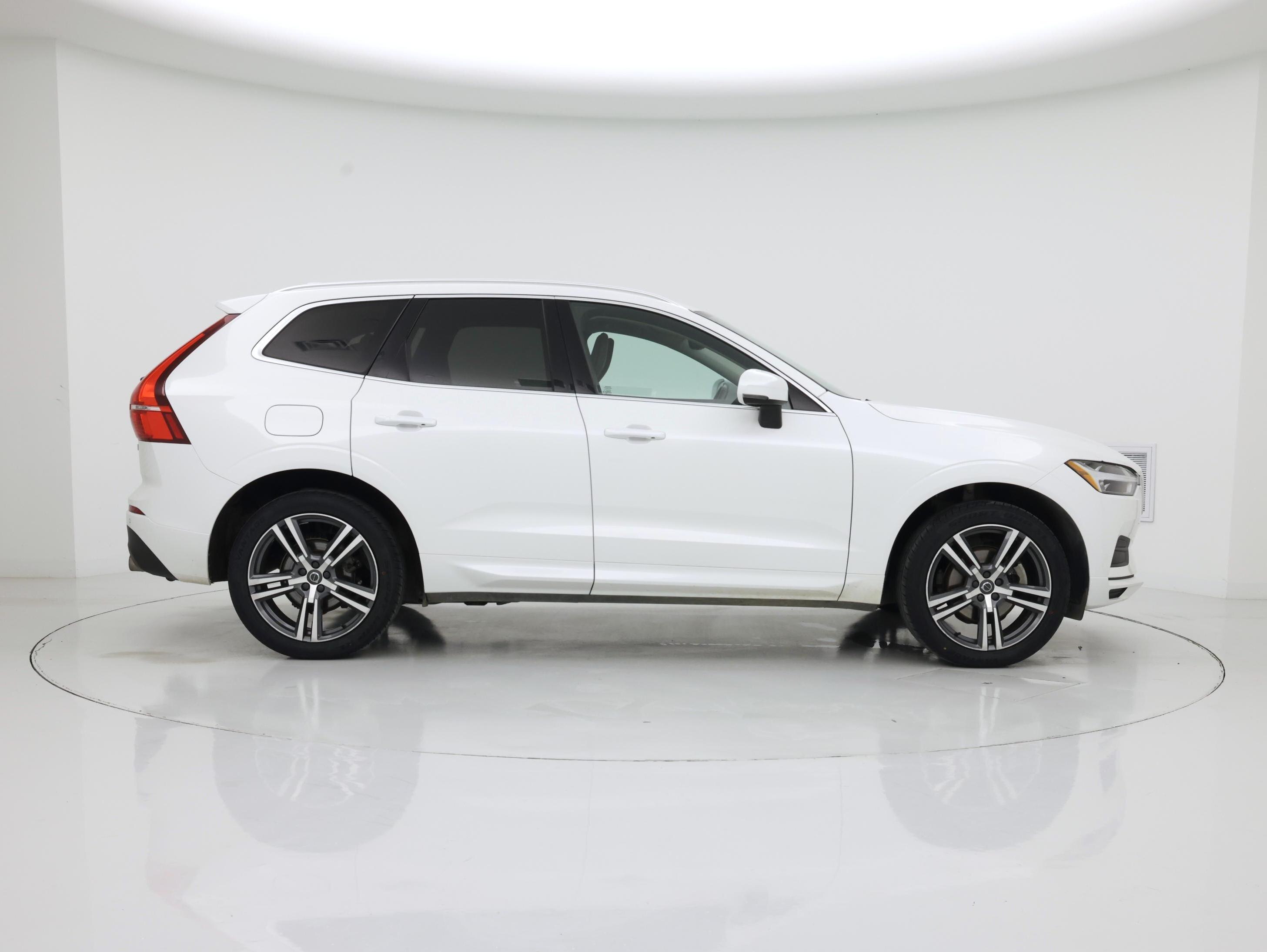 Thumbnail: 2020 Volvo XC60 - 7