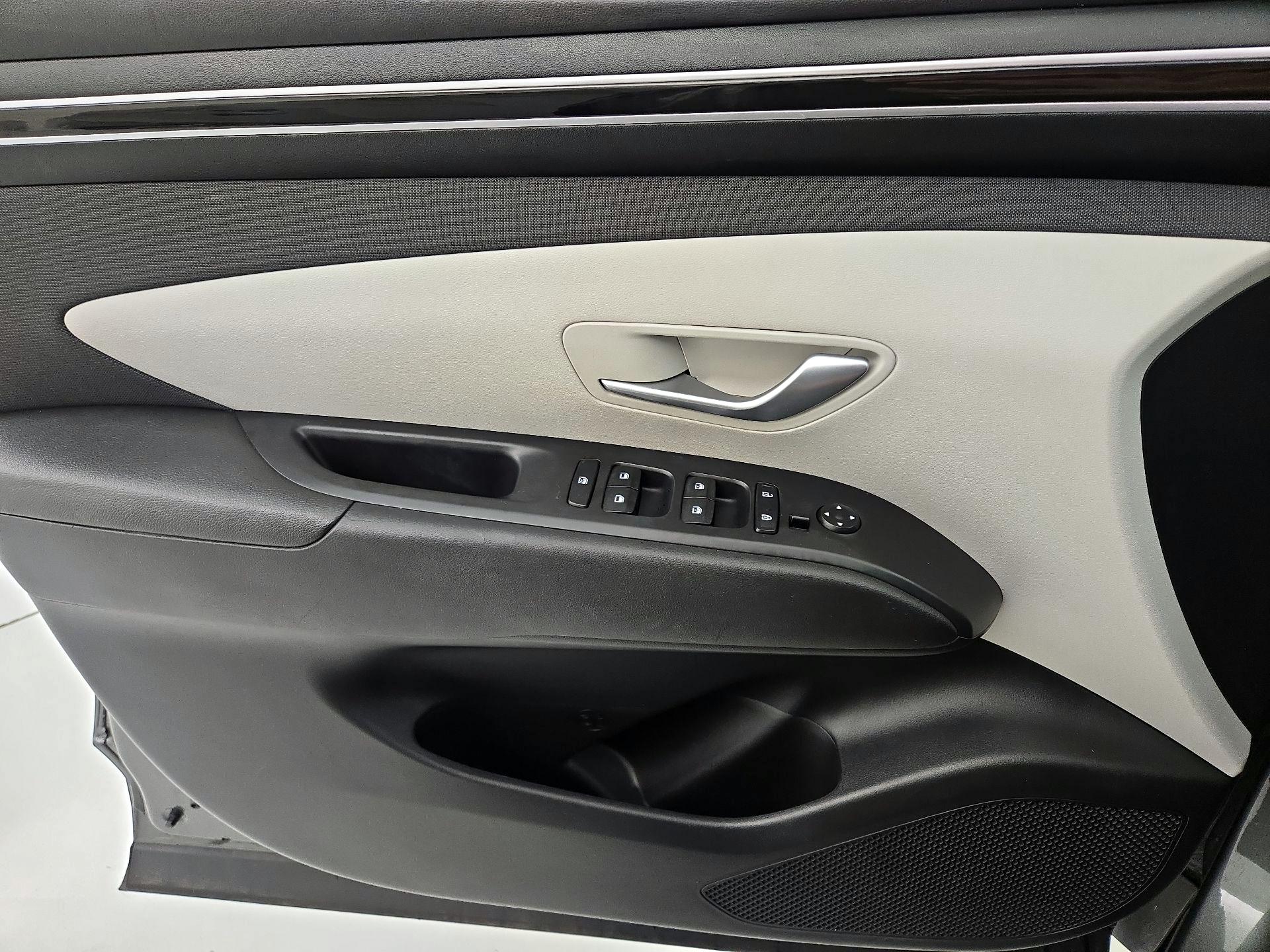 Thumbnail: 2023 Hyundai Tucson - 12