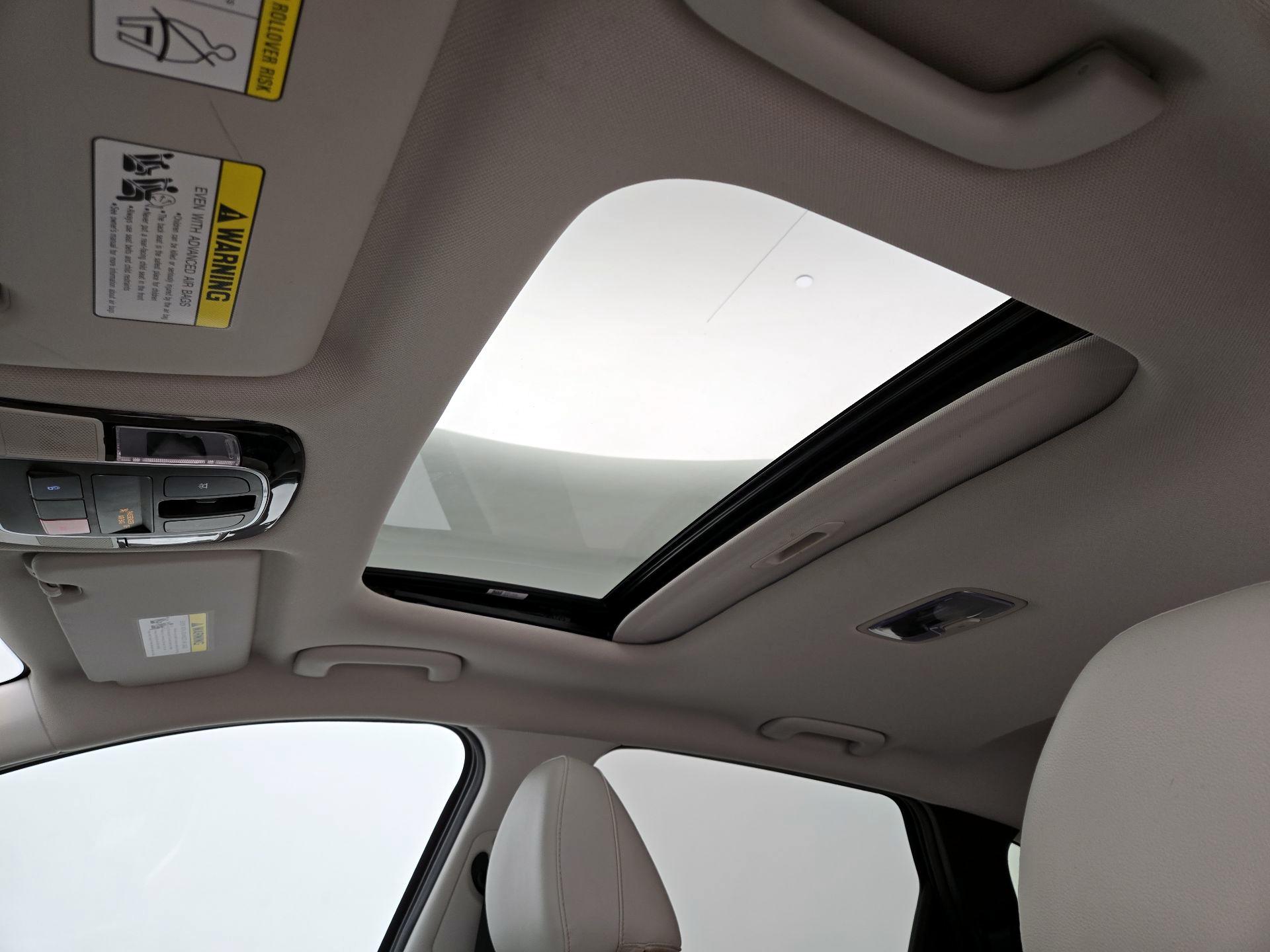 Thumbnail: 2023 Hyundai Tucson - 19