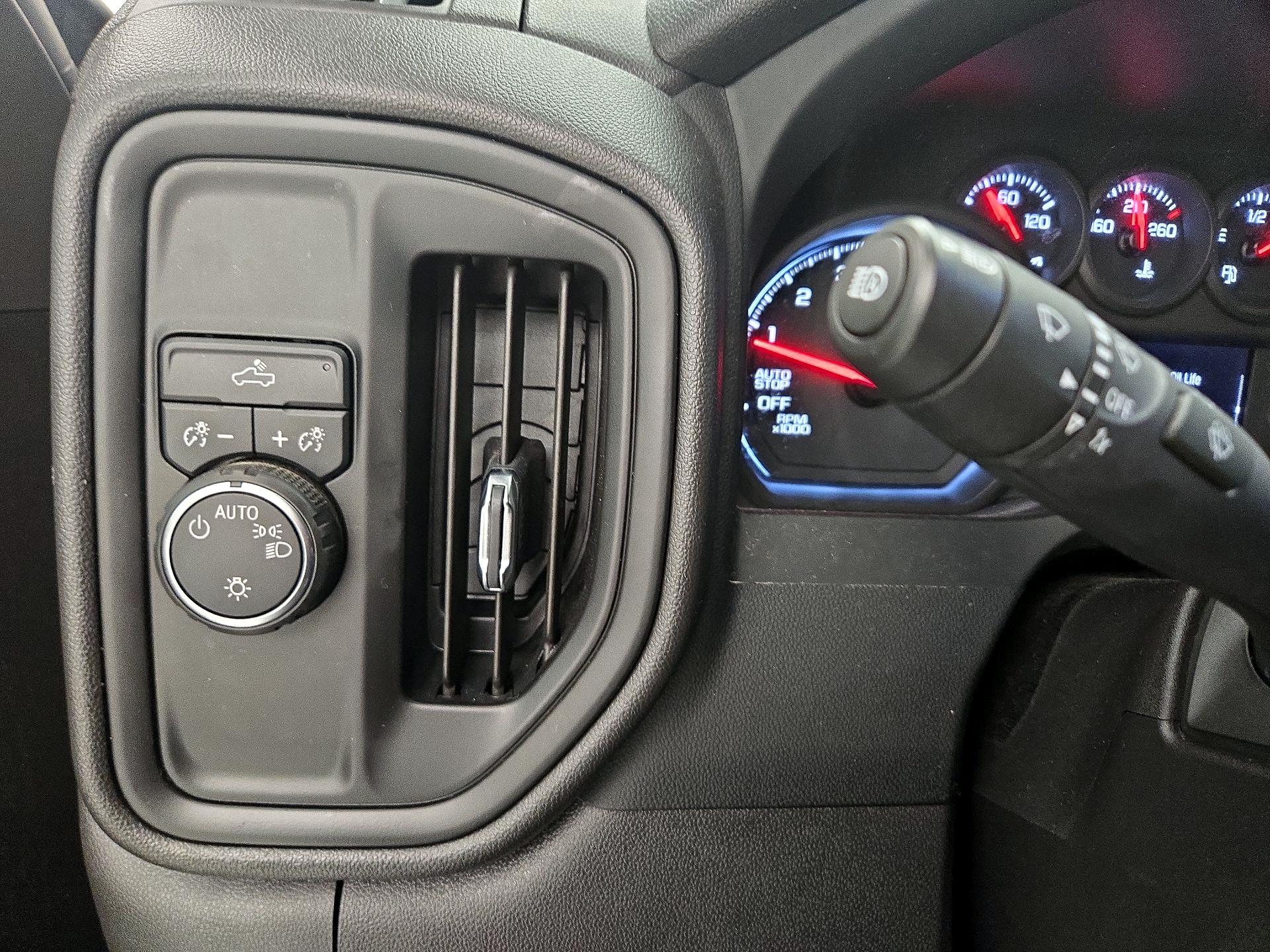 Thumbnail: 2024 Chevrolet Silverado 1500 - 13