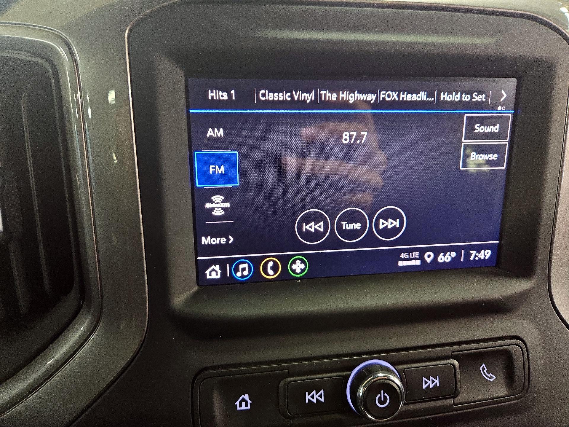 Thumbnail: 2024 Chevrolet Silverado 1500 - 15