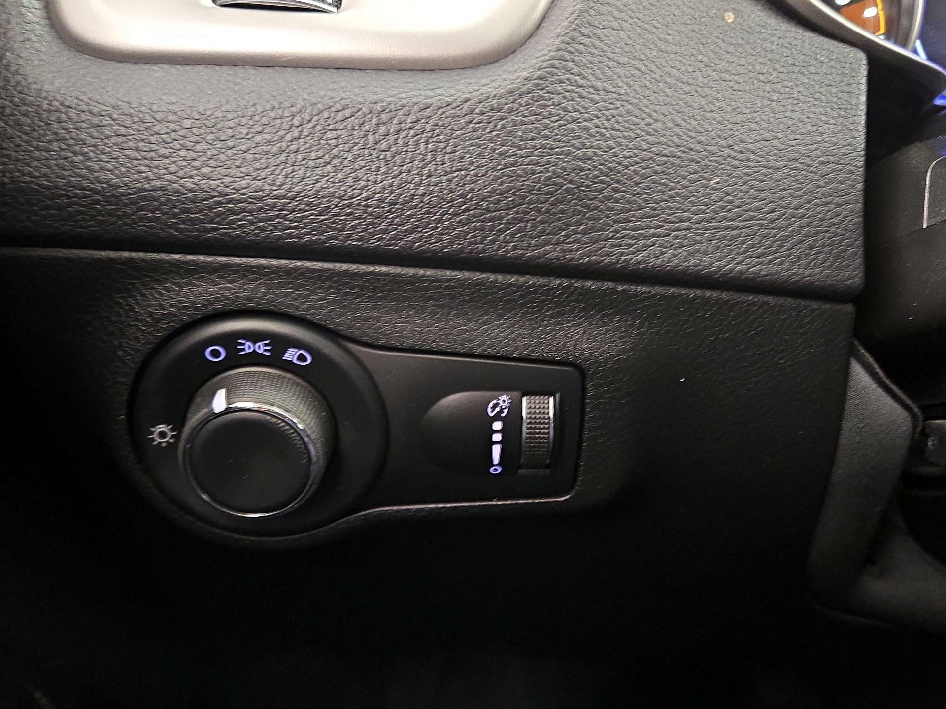 Thumbnail: 2017 Jeep Compass - 13