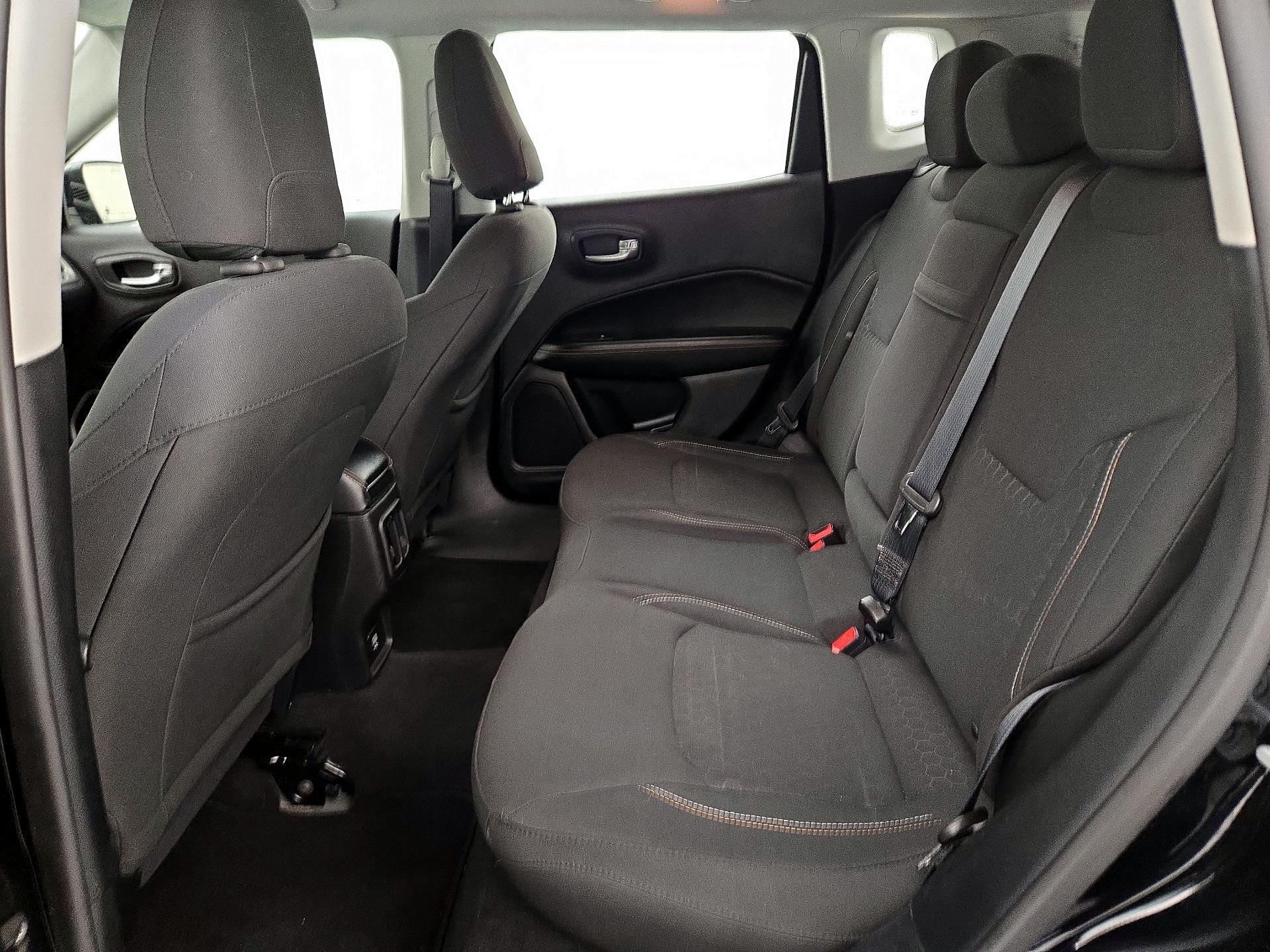 Thumbnail: 2017 Jeep Compass - 19