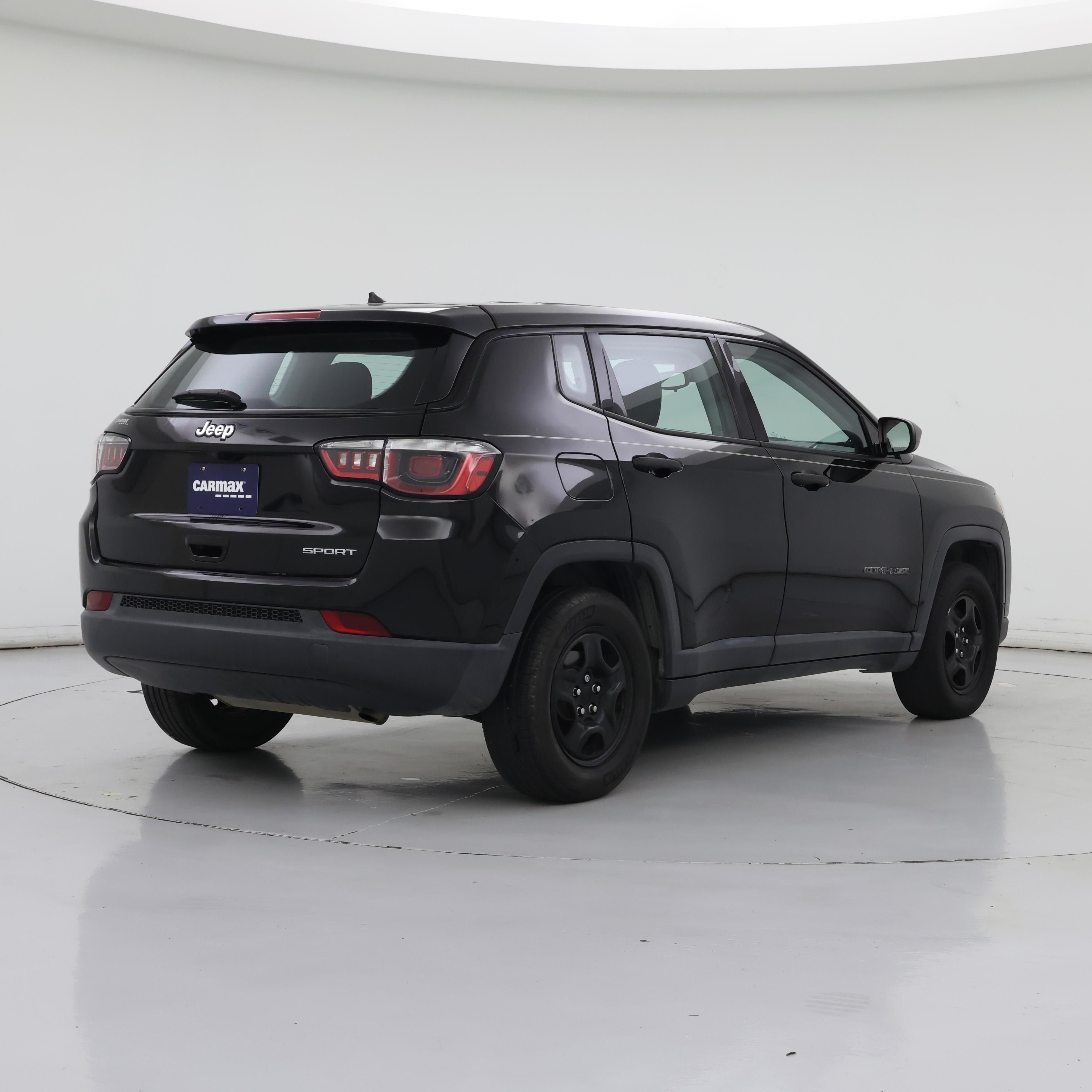Thumbnail: 2017 Jeep Compass - 8
