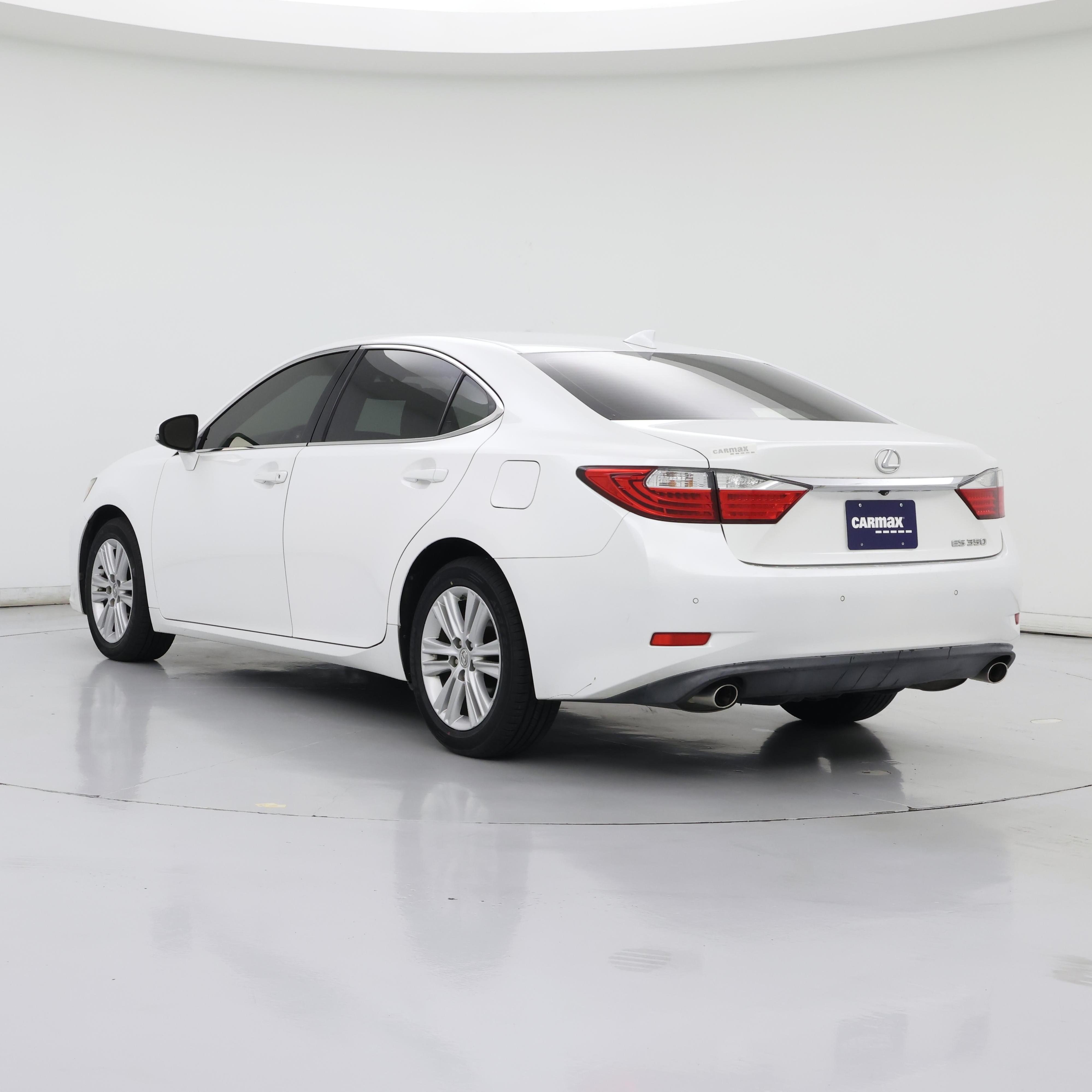 Thumbnail: 2015 Lexus ES - 2
