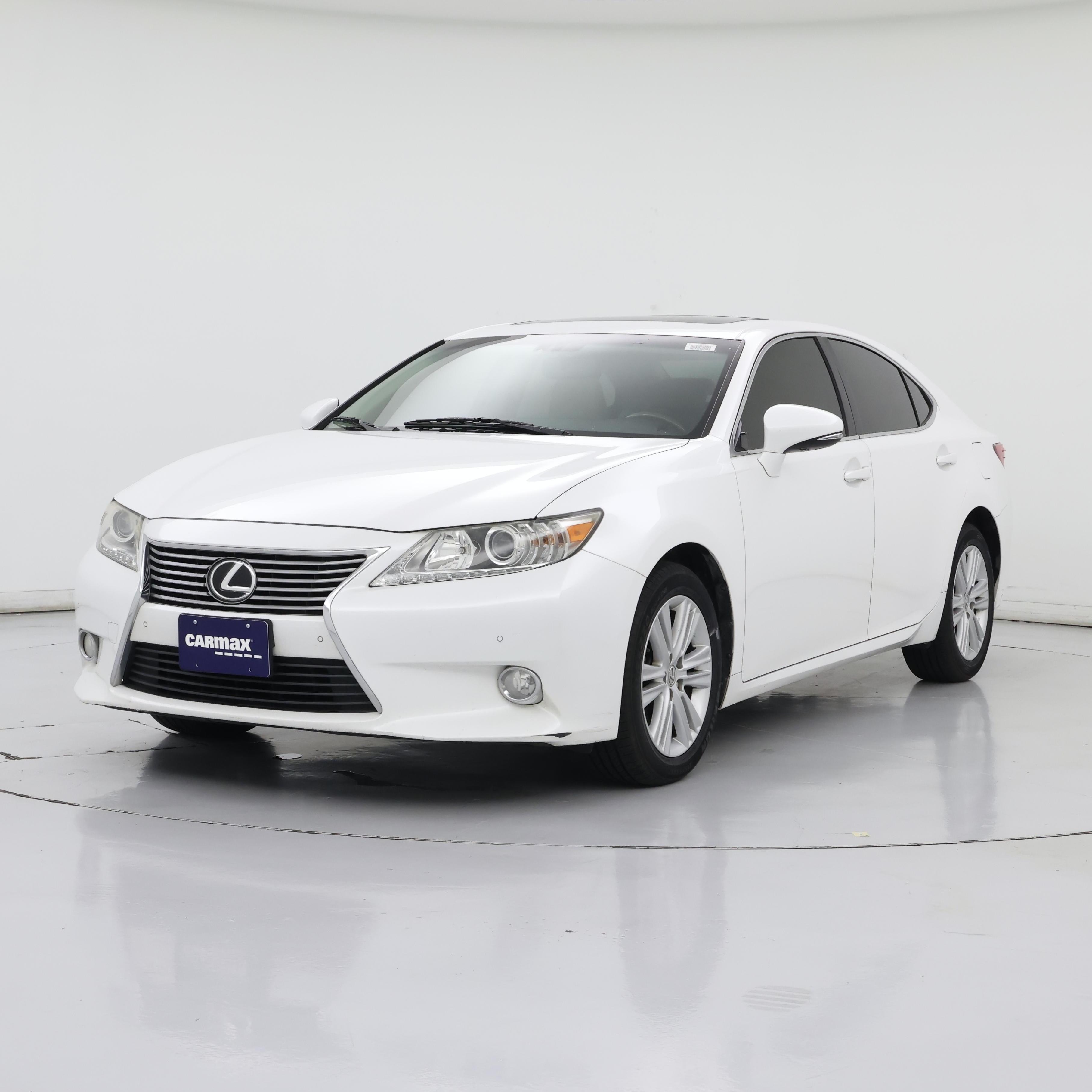 Thumbnail: 2015 Lexus ES - 4