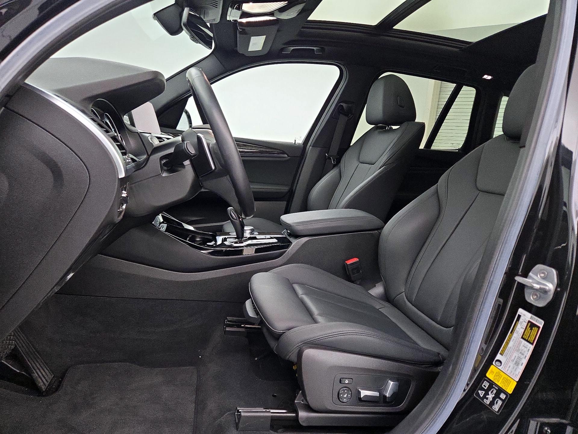 Thumbnail: 2019 BMW X3 - 11