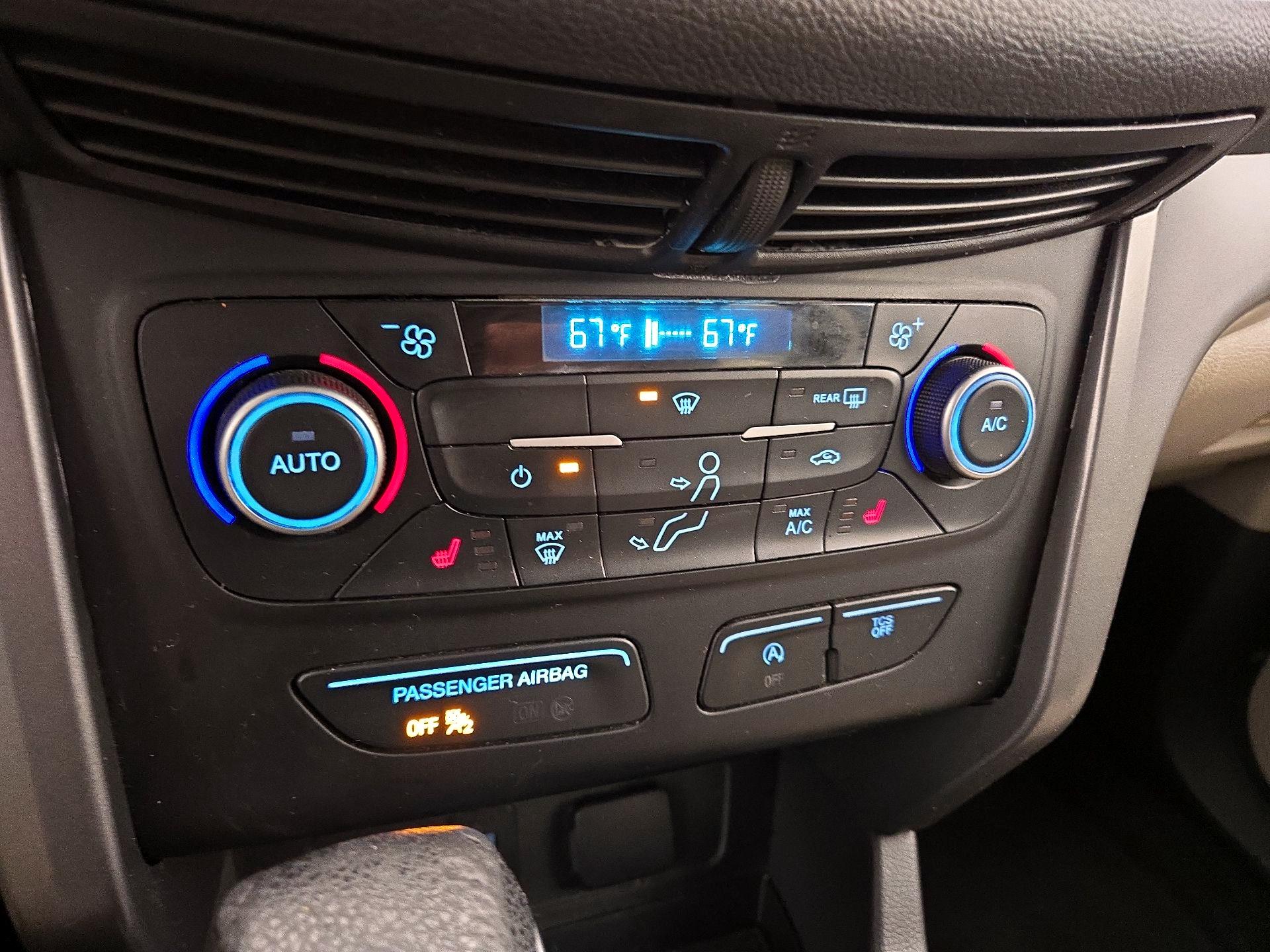 Thumbnail: 2018 Ford Escape - 16