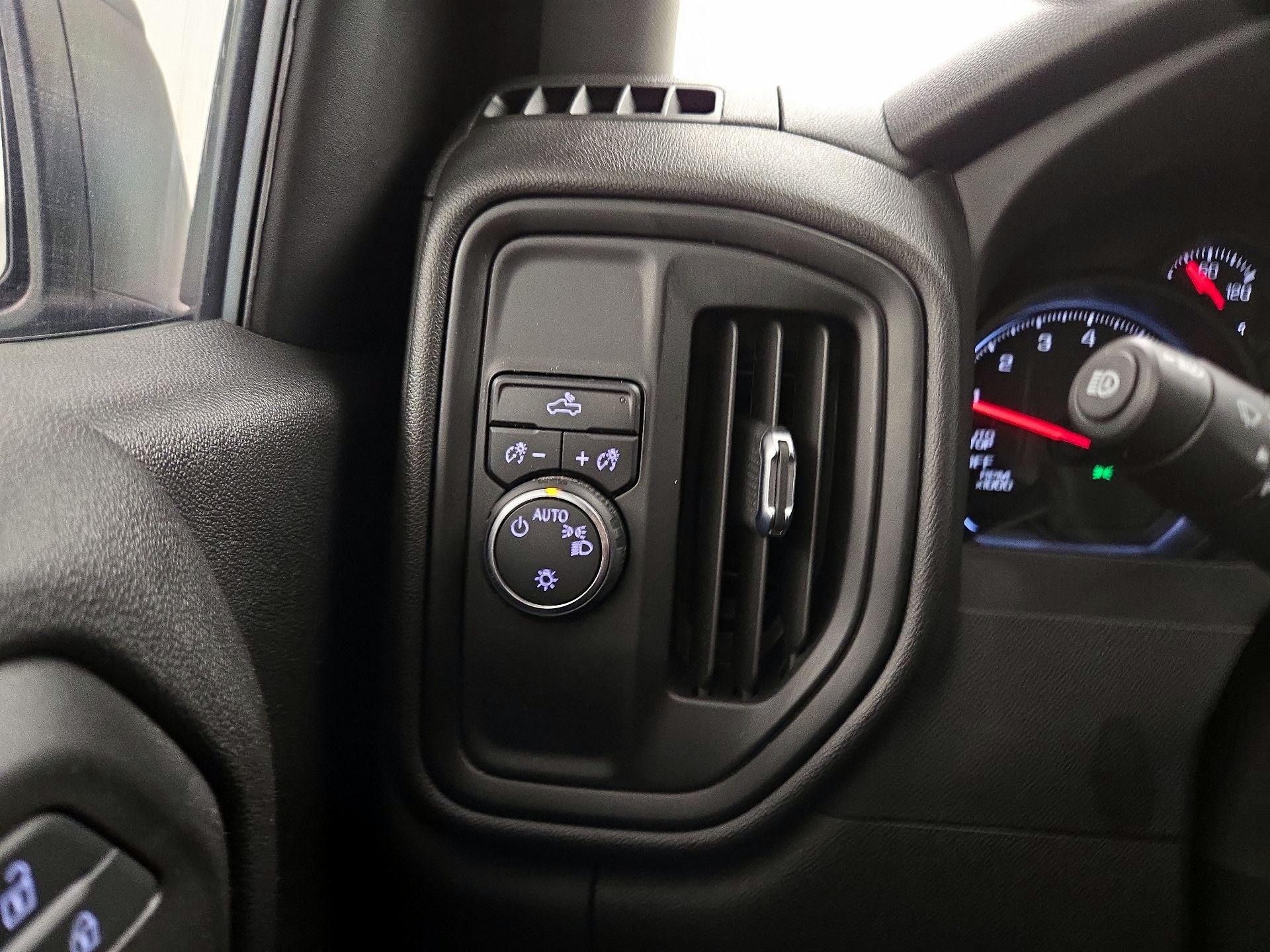 Thumbnail: 2023 Chevrolet Silverado 1500 - 13