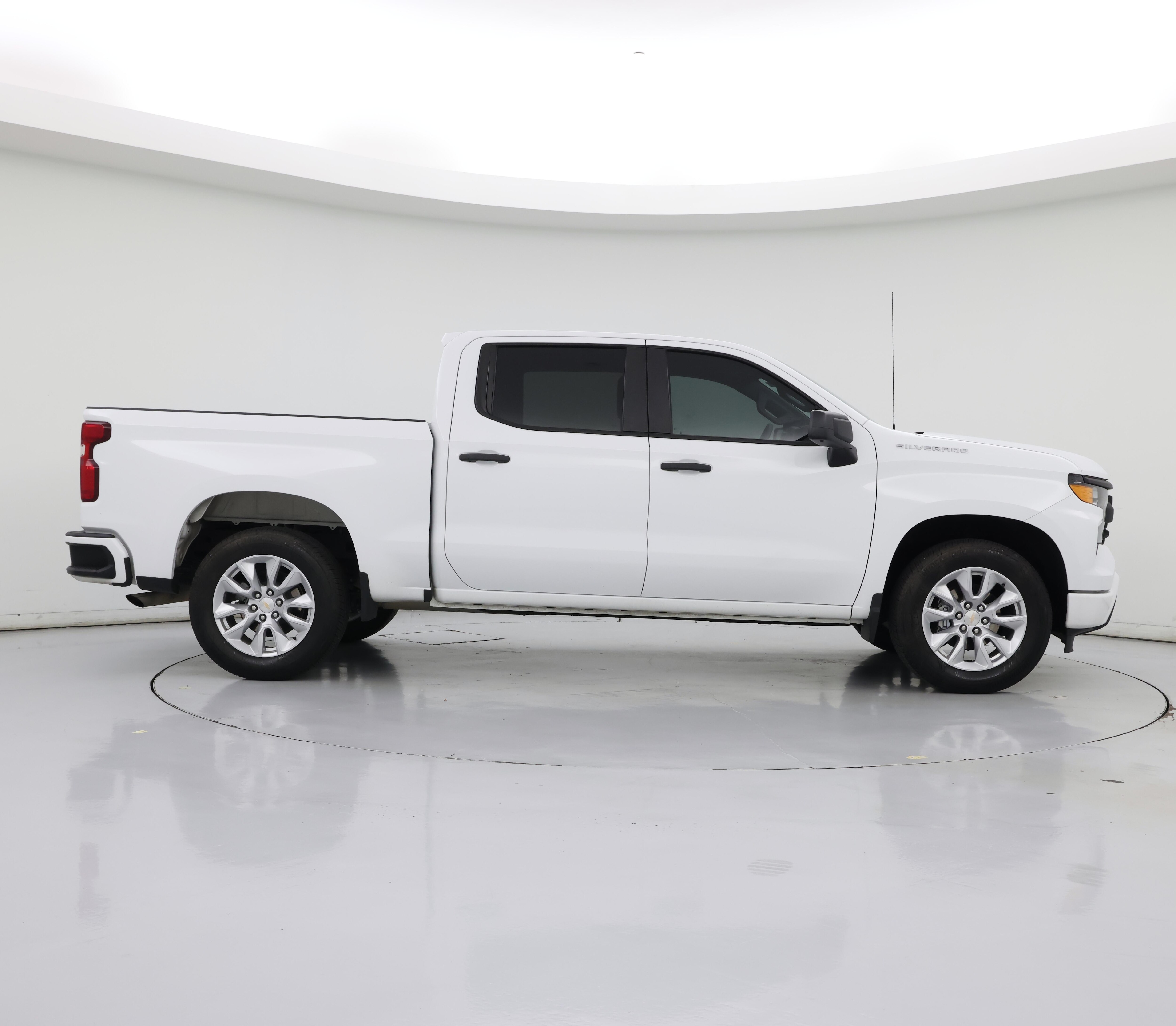 Thumbnail: 2023 Chevrolet Silverado 1500 - 7