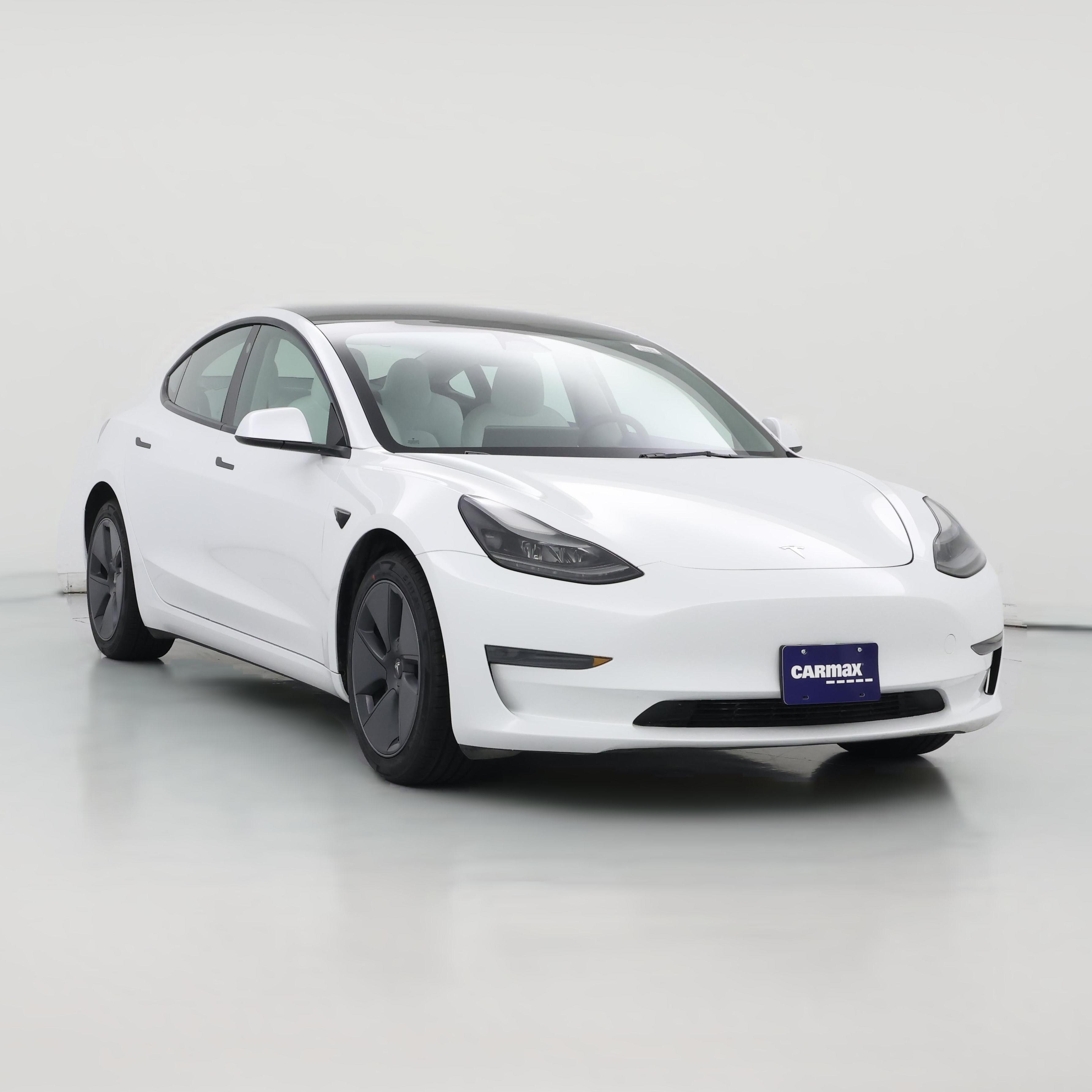 Thumbnail: 2023 Tesla Model 3 - 1