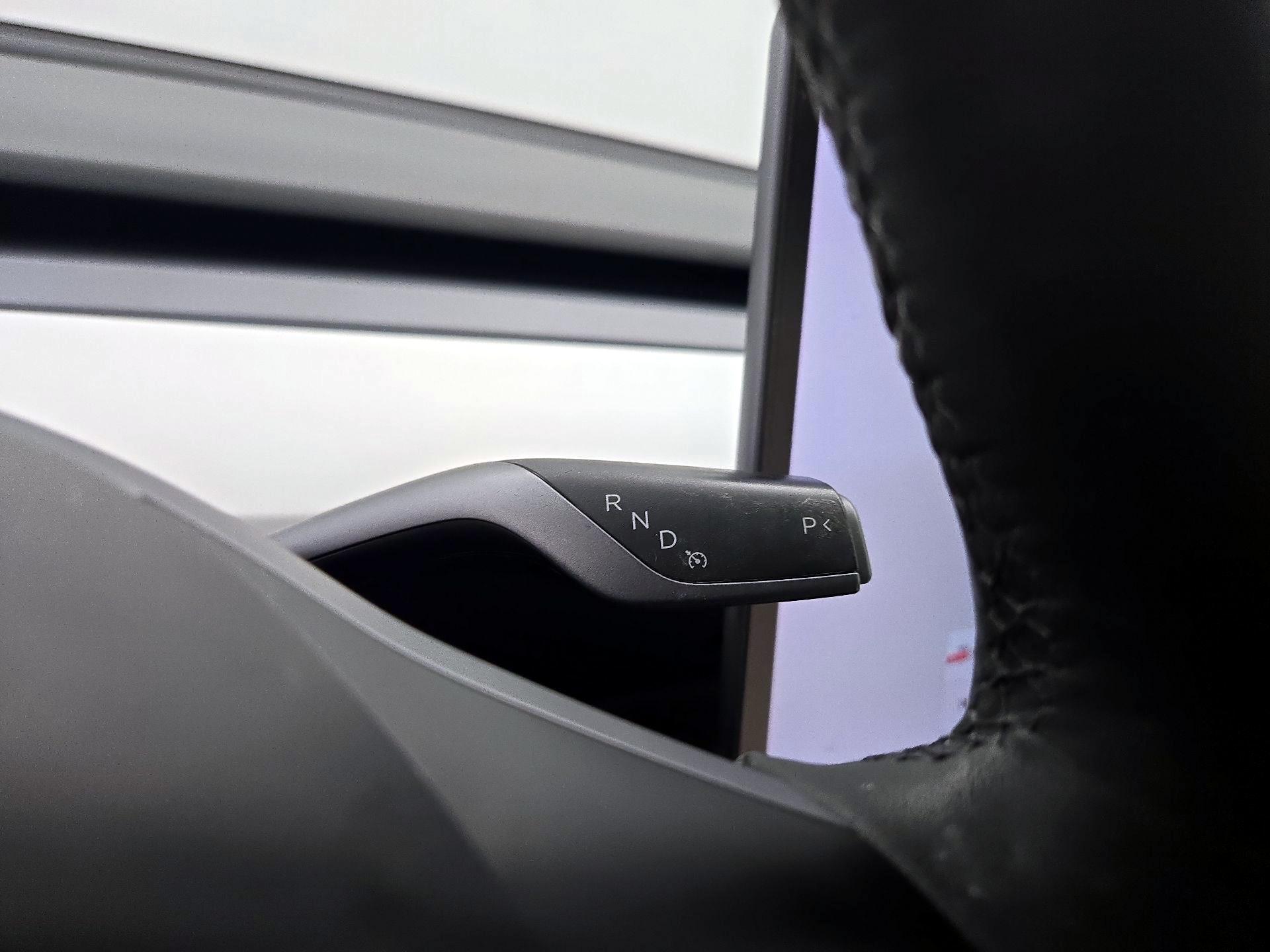 Thumbnail: 2023 Tesla Model 3 - 17