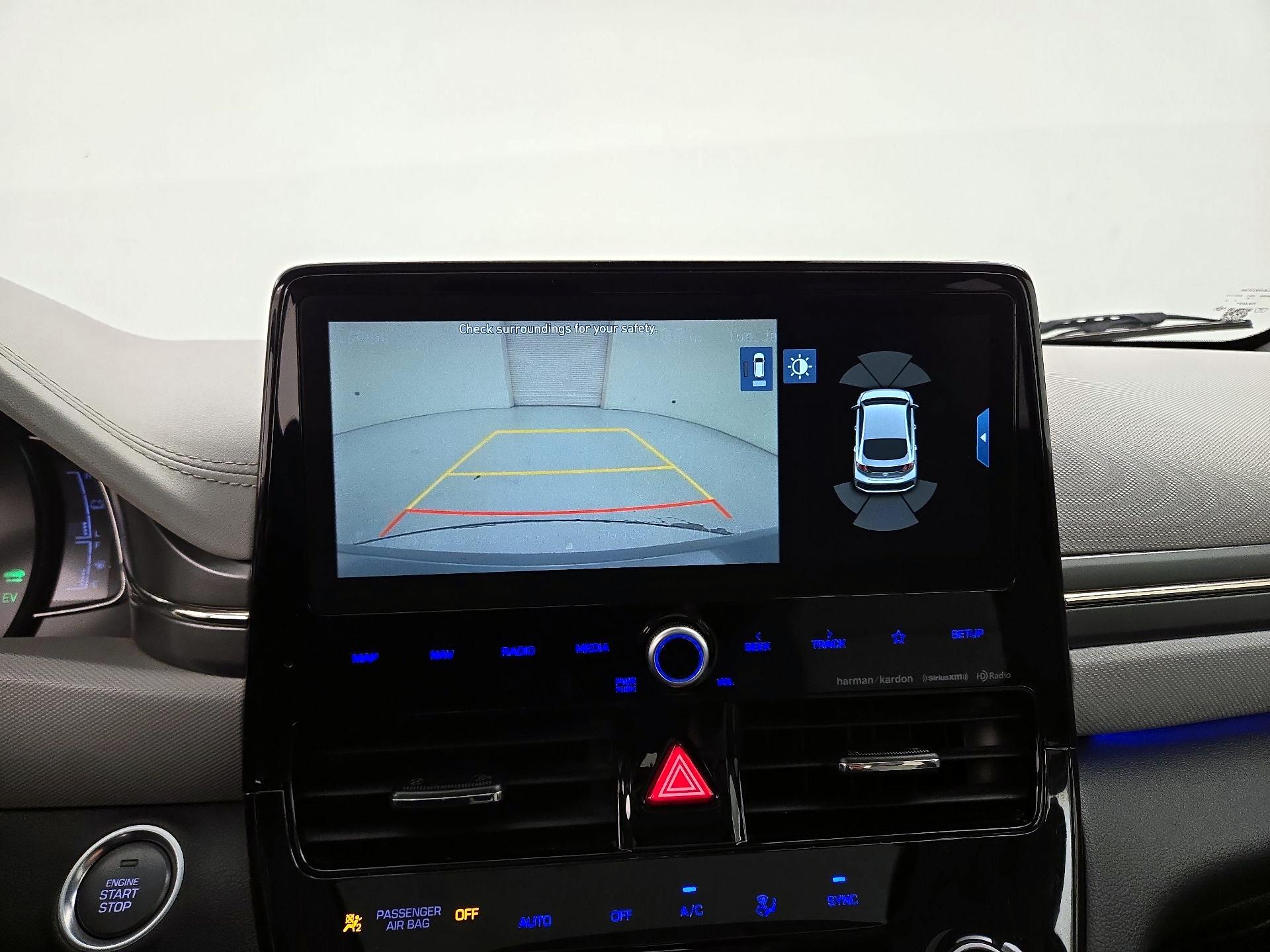 Thumbnail: 2020 Hyundai Ioniq - 15