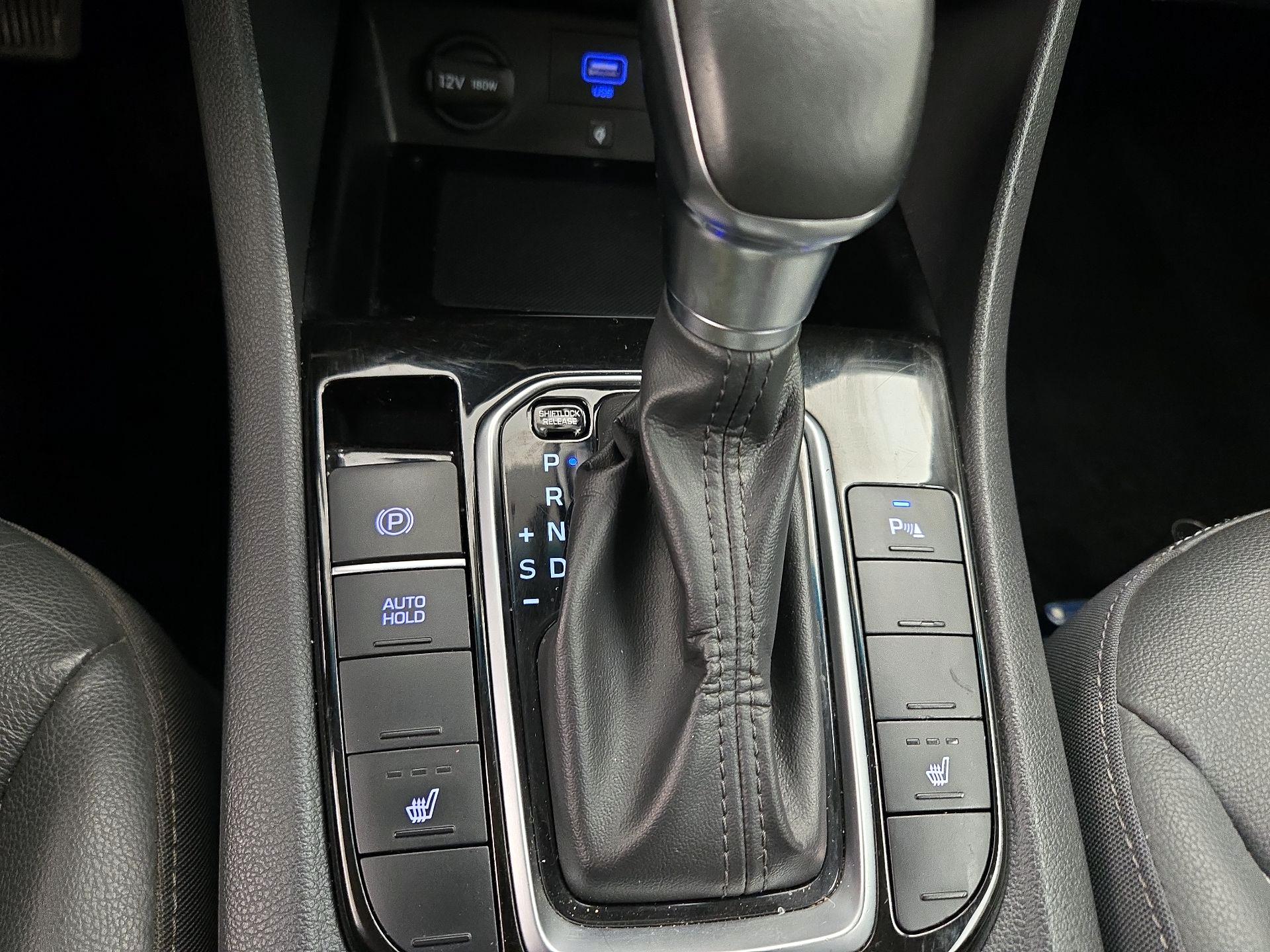 Thumbnail: 2020 Hyundai Ioniq - 18