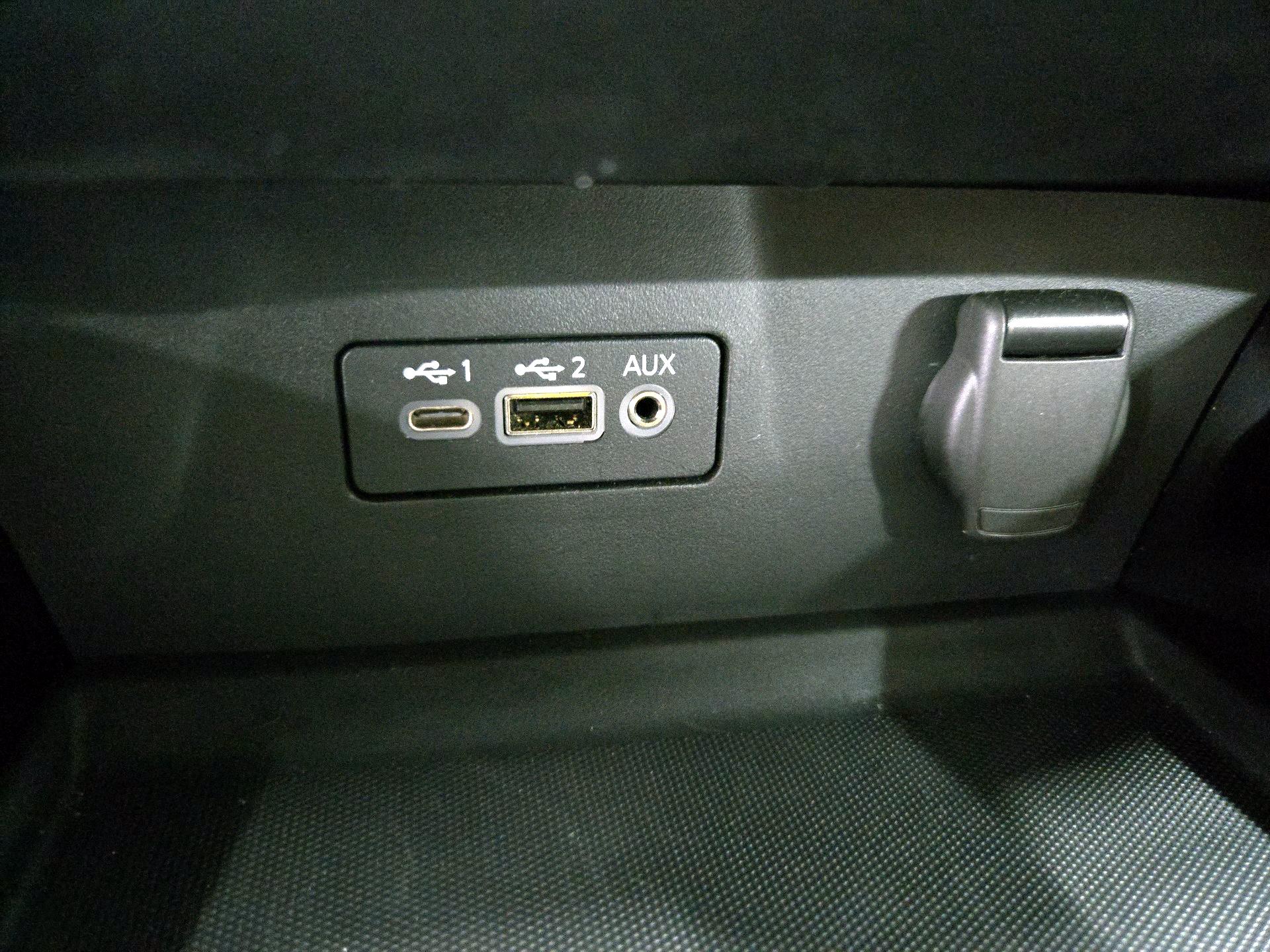 Thumbnail: 2023 Nissan Altima - 17