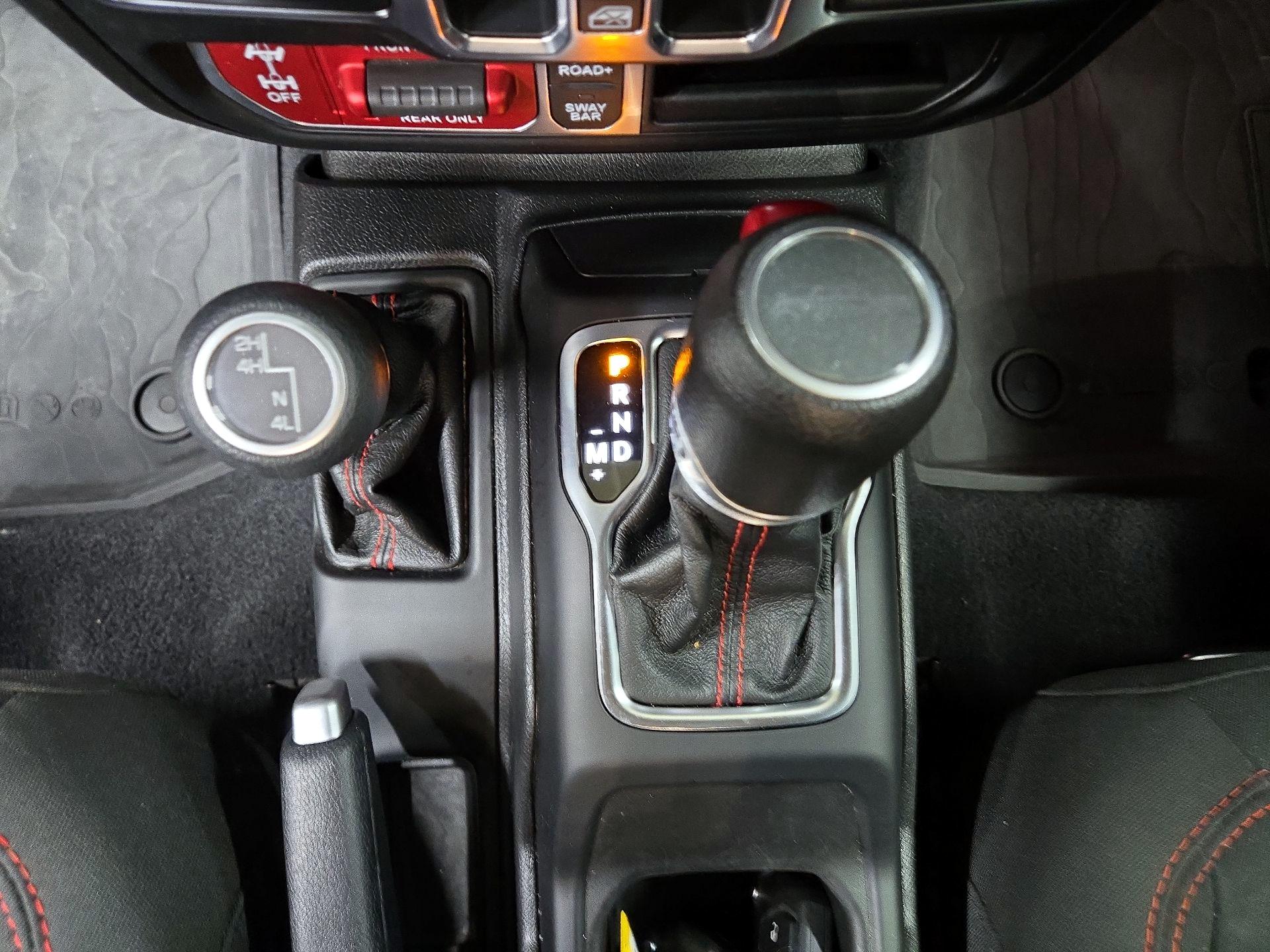 Thumbnail: 2023 Jeep Gladiator - 16