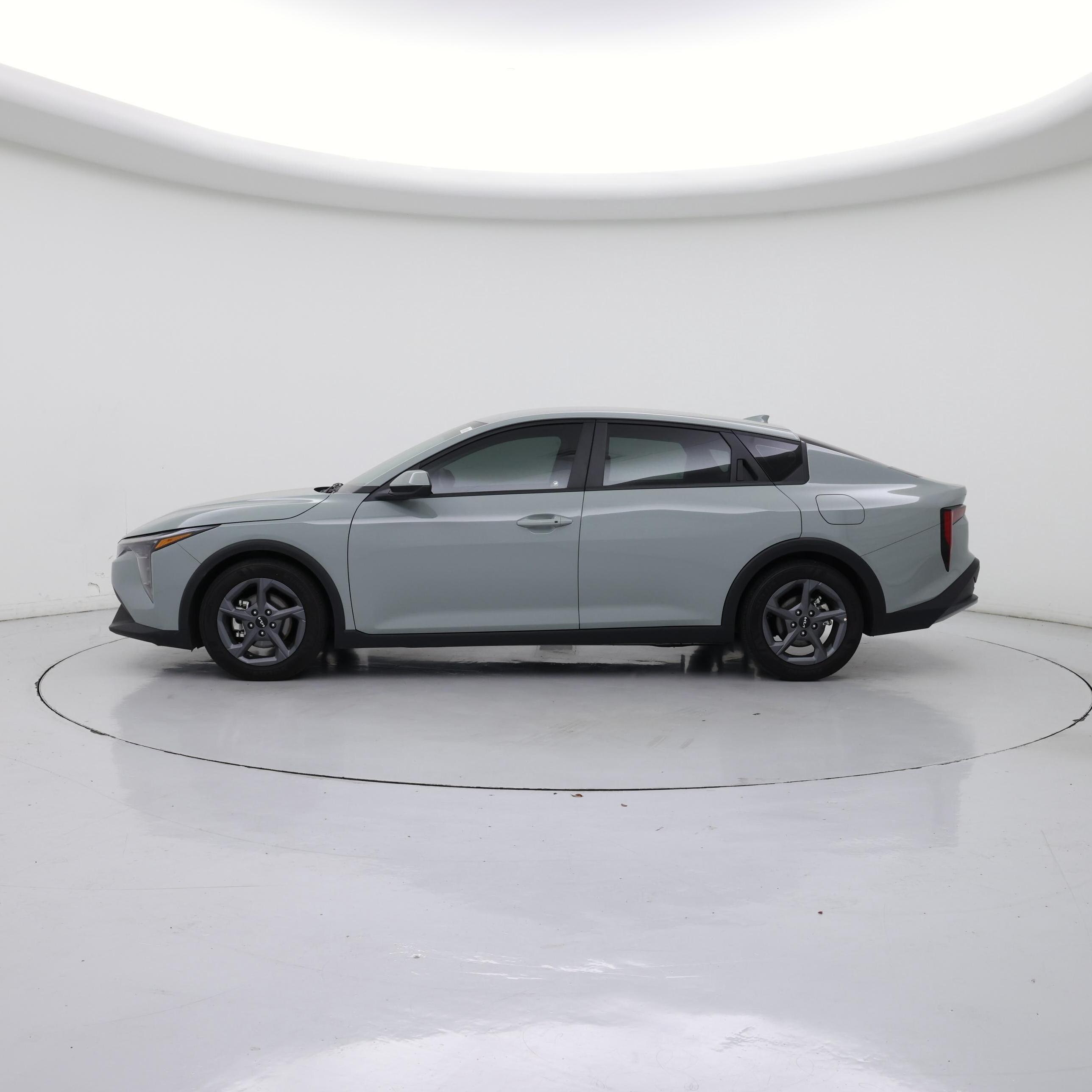 Thumbnail: 2025 Kia K4 - 3