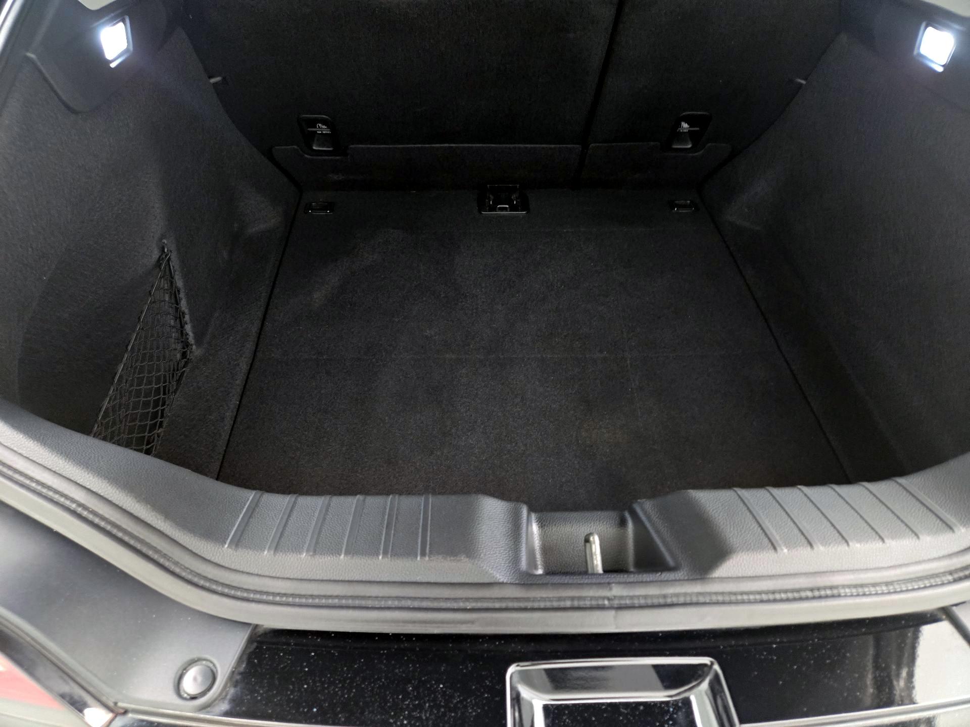 Thumbnail: 2023 Acura Integra - 19