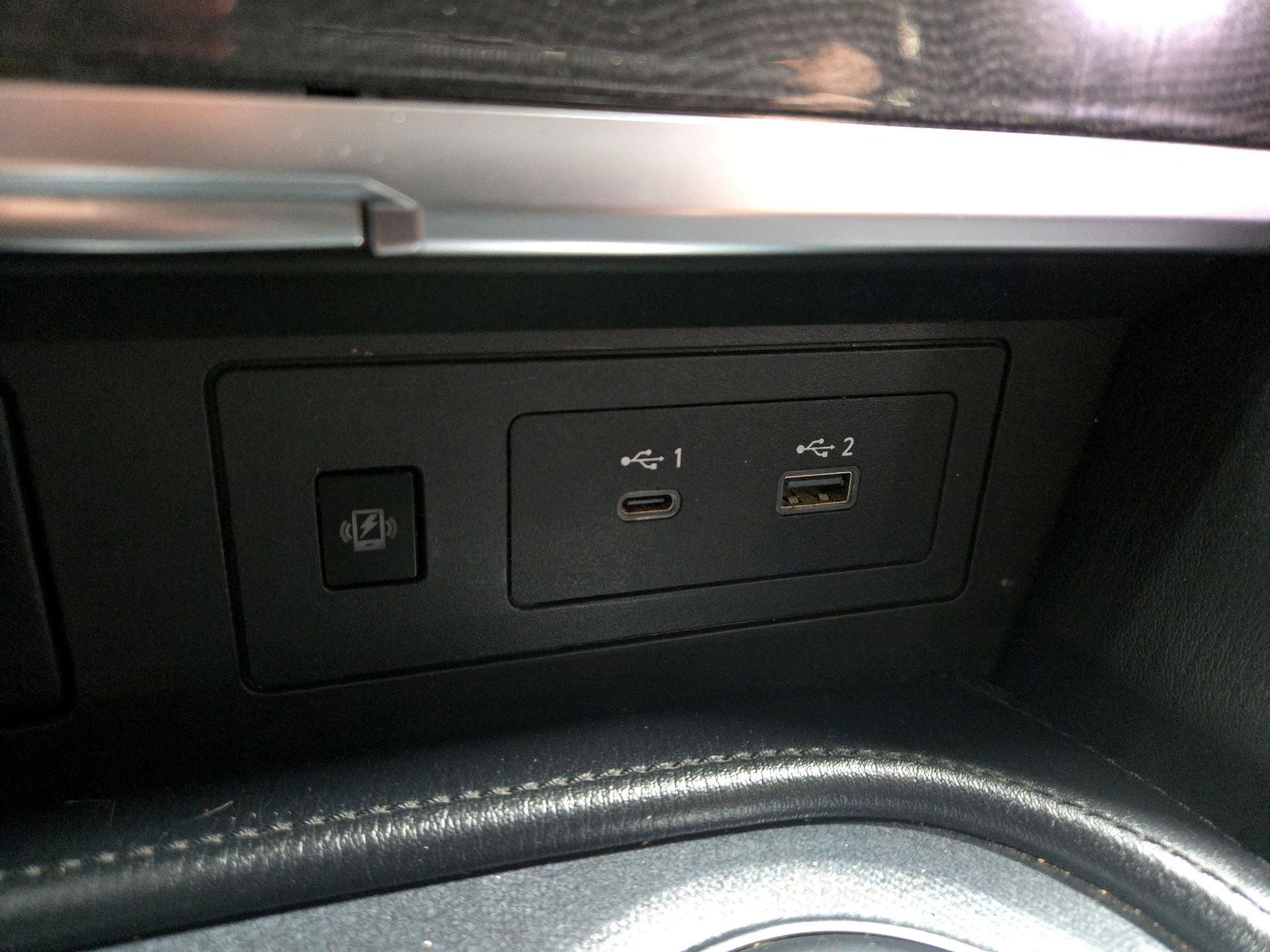 Thumbnail: 2021 Nissan Armada - 18